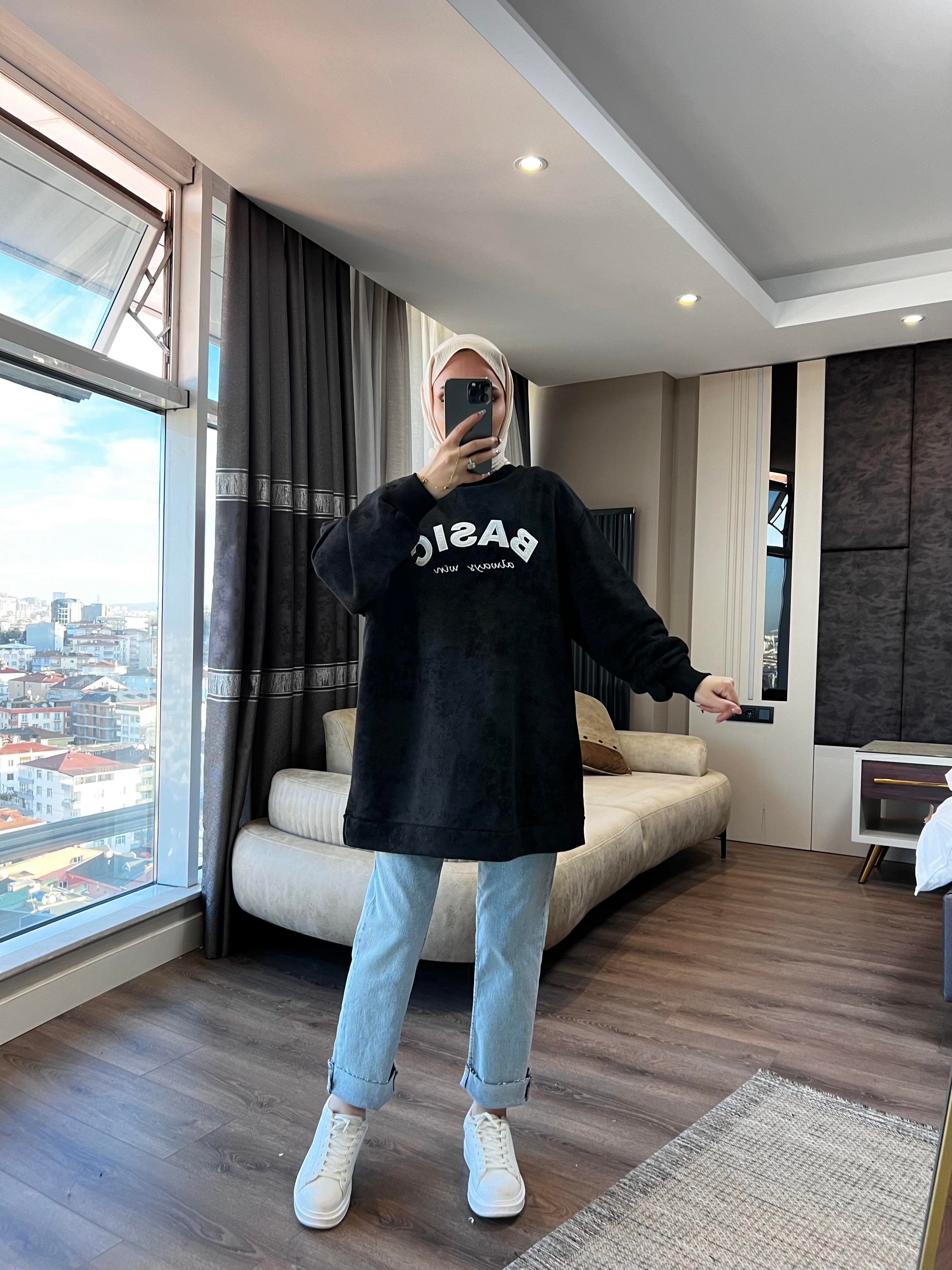 Önü Basıc Yazılı Sweat Siyah 