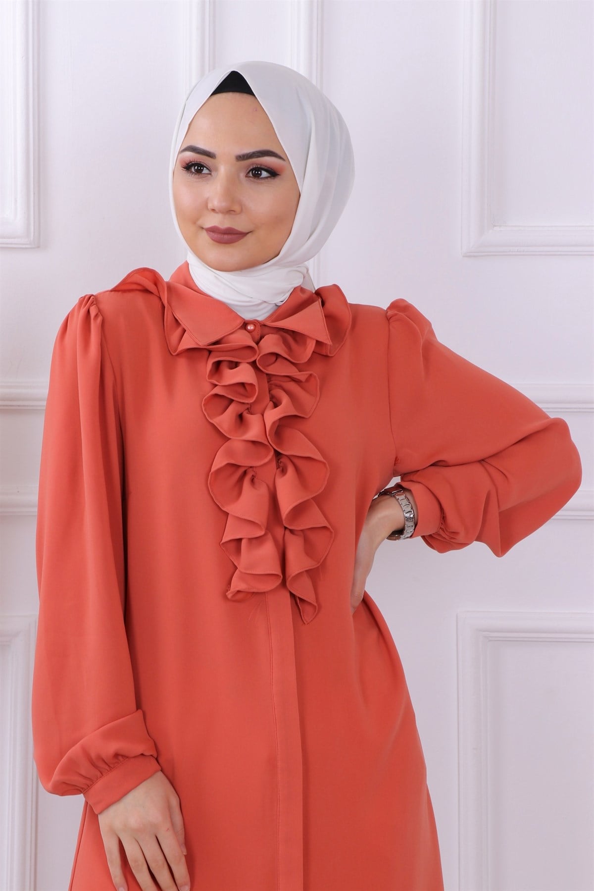 Önü fırfırlı tunik