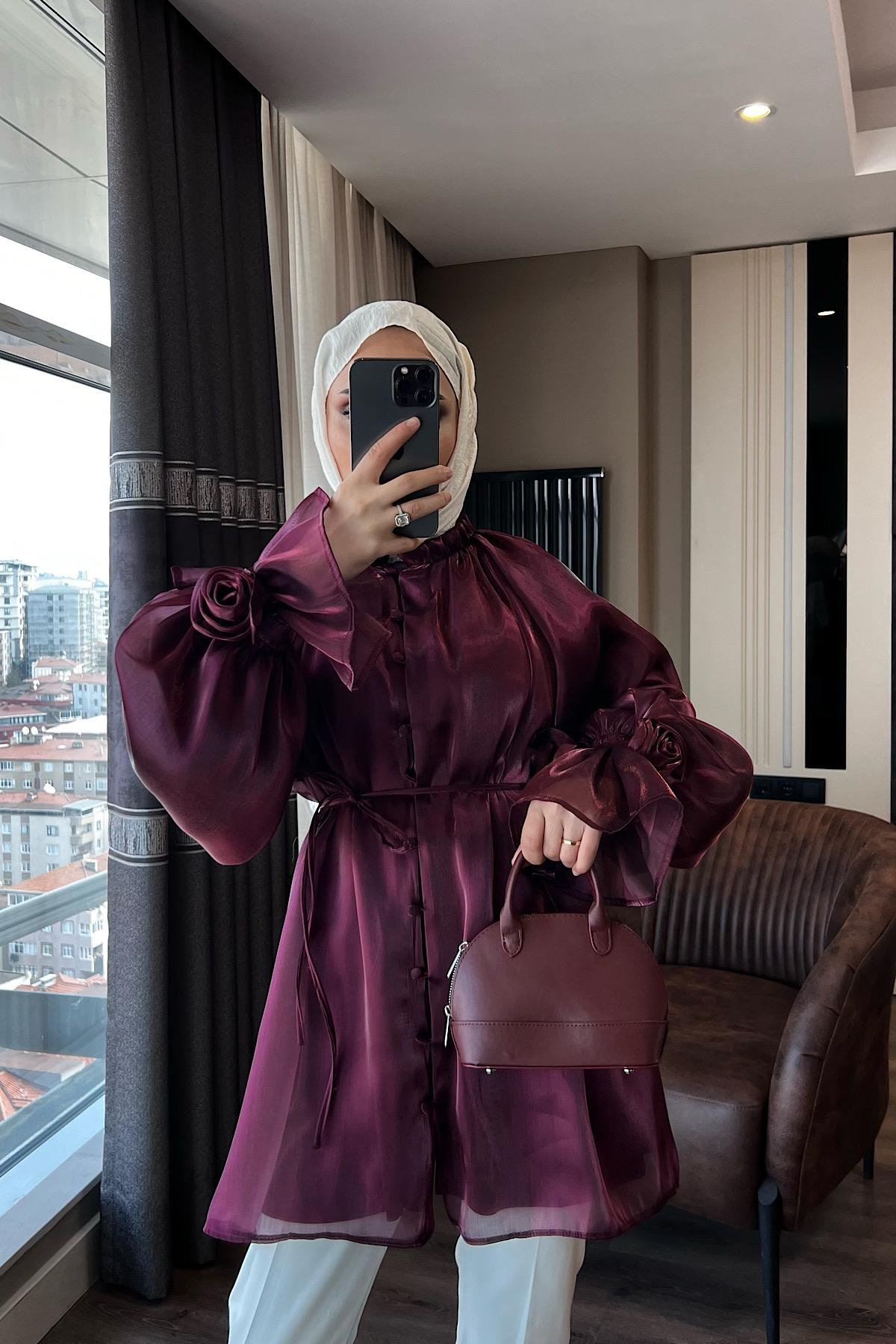 Organze Gül Detaylı Tunik Bordo