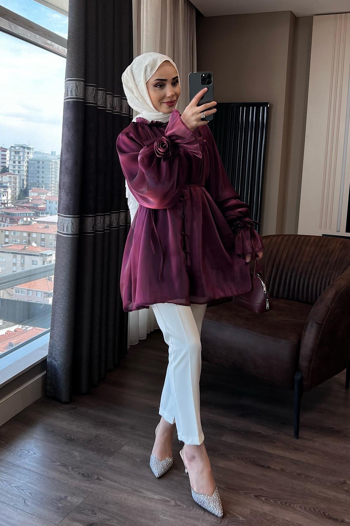 Organze Gül Detaylı Tunik Bordo