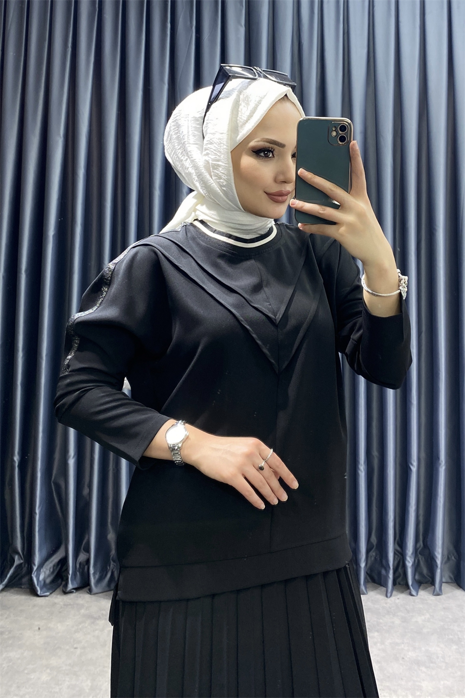 Pliseli etekli takım siyah