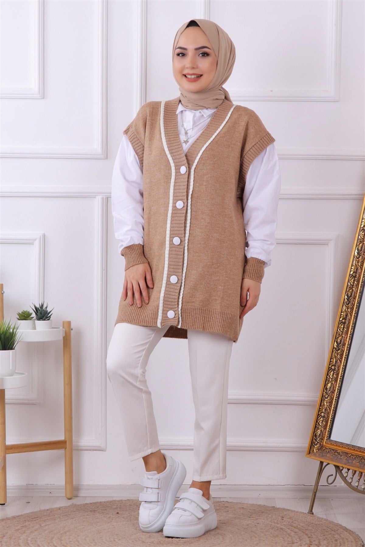 SÜVETER GÖRÜNÜMLÜ HIRKA CAMEL