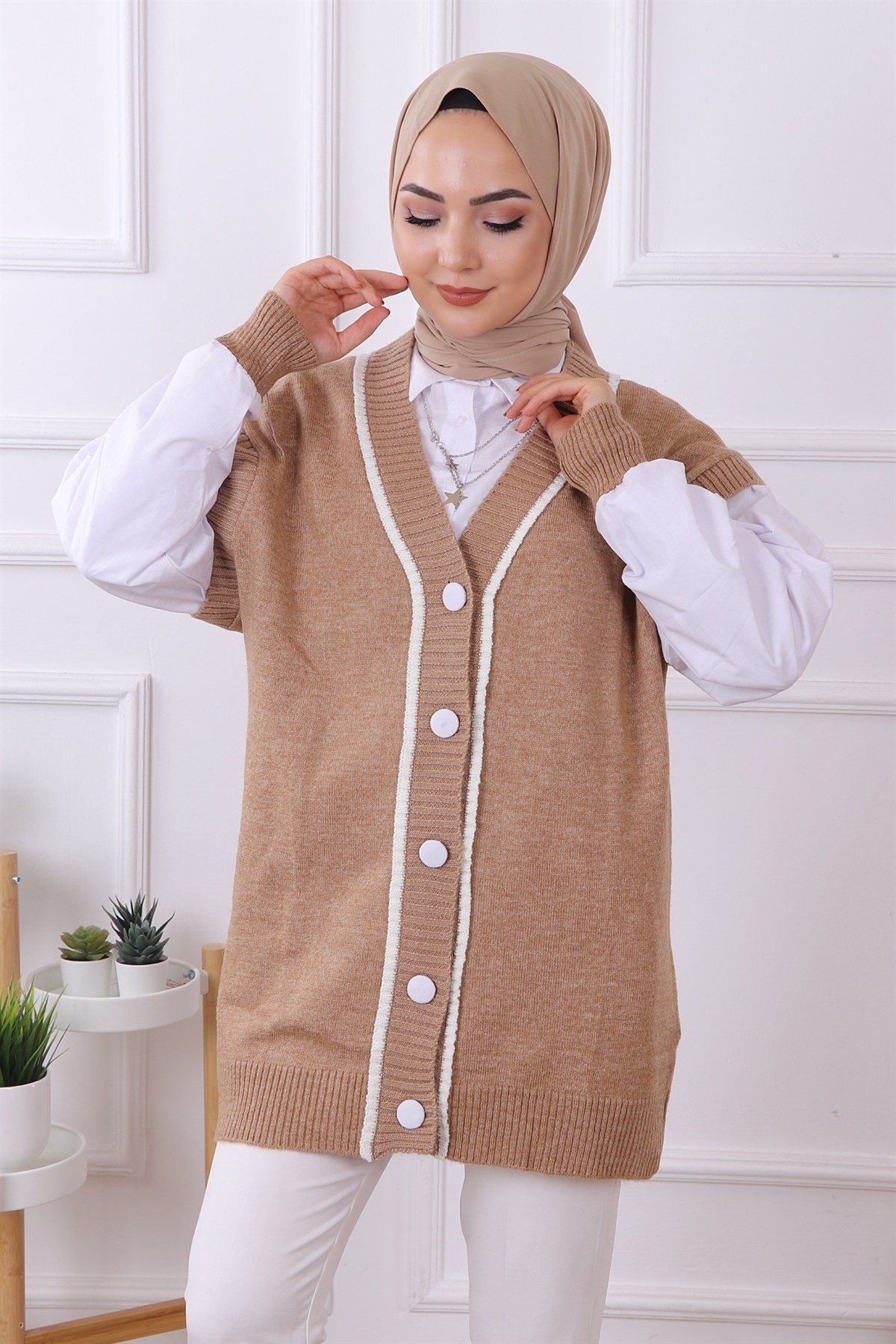 SÜVETER GÖRÜNÜMLÜ HIRKA CAMEL