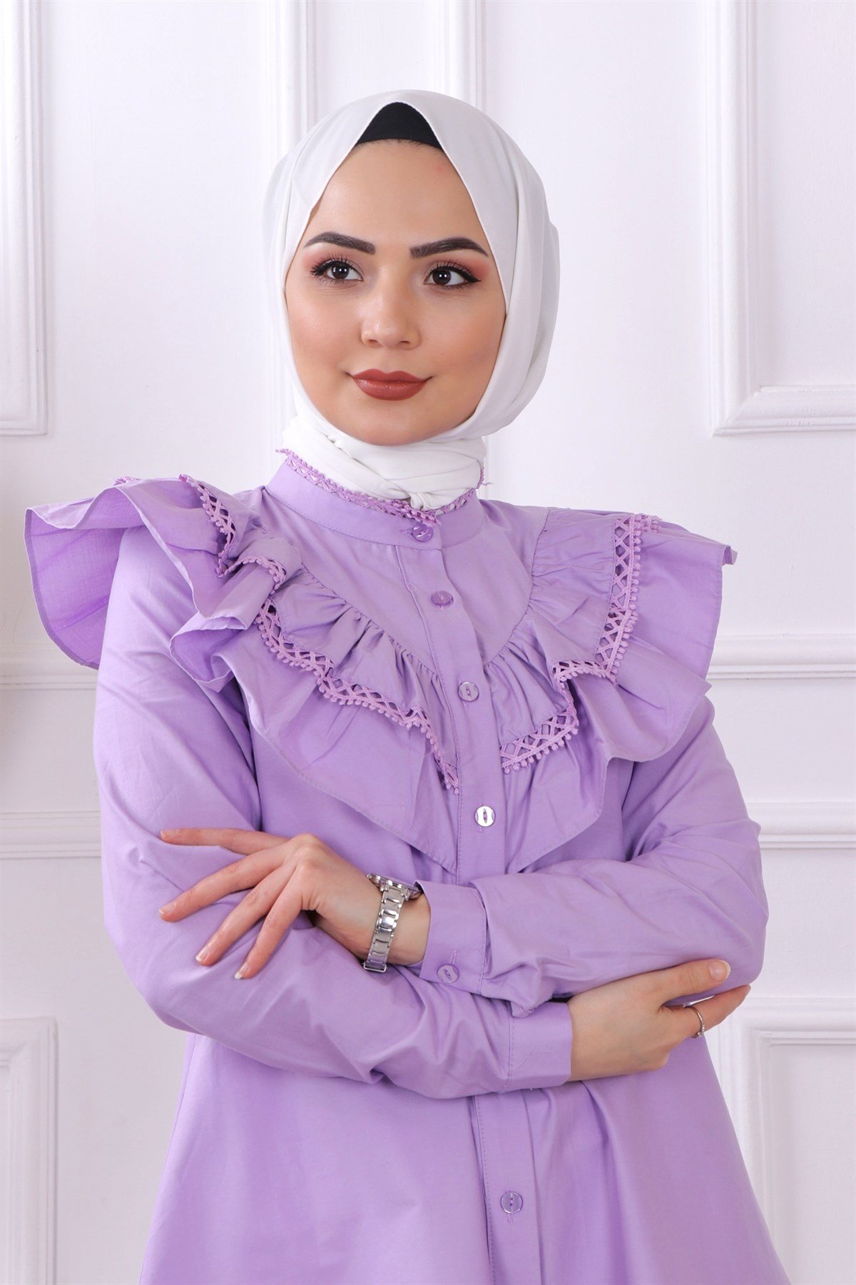 yakası dantelli tunik-