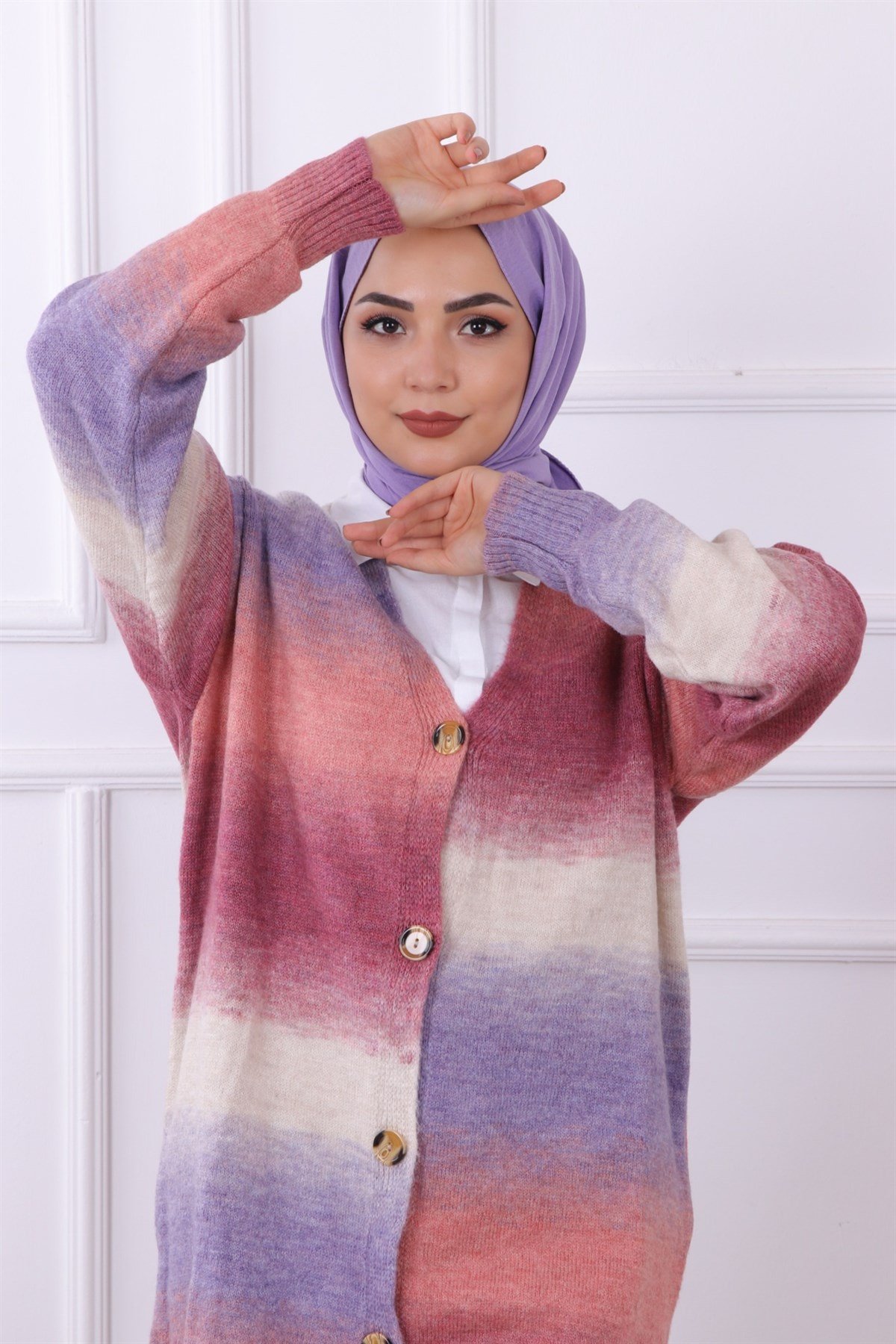YUMOŞ RENKLİ HIRKA