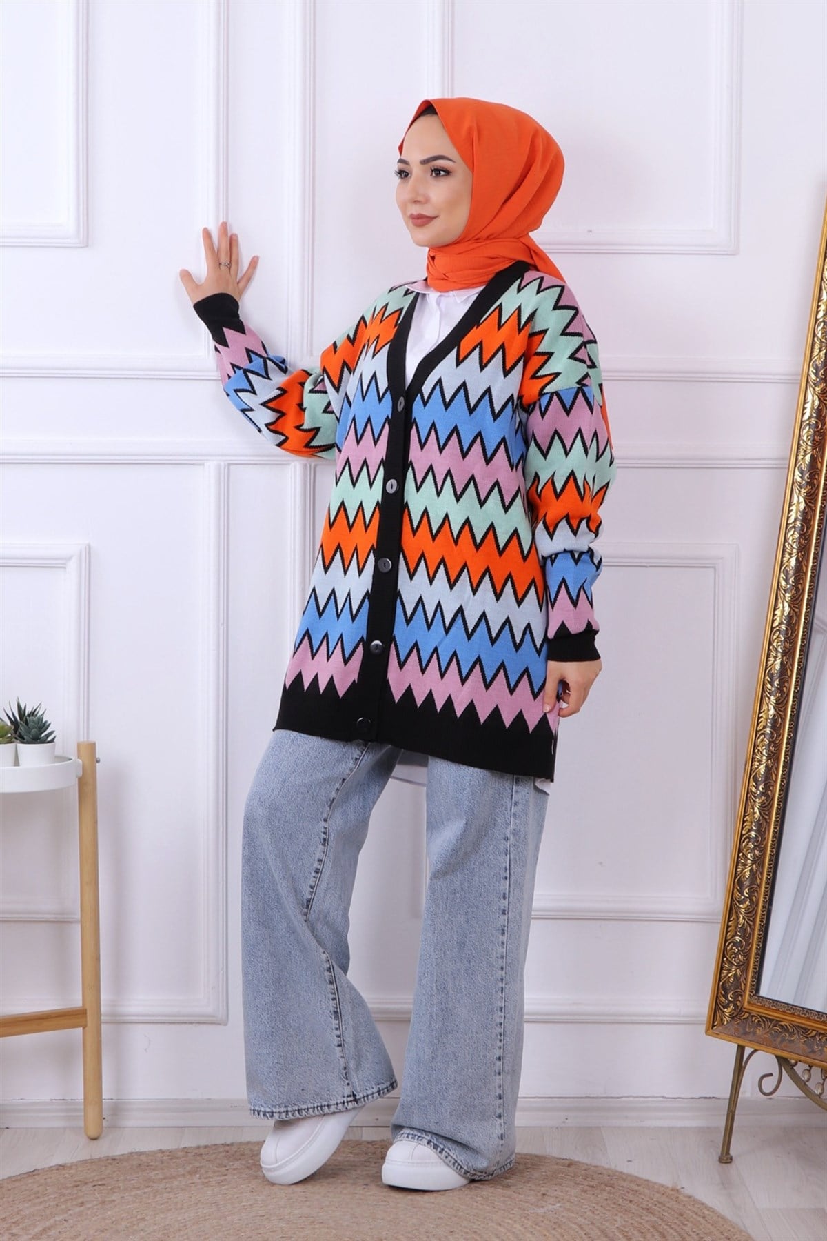 ZİKZAK DESENLİ HIRKA