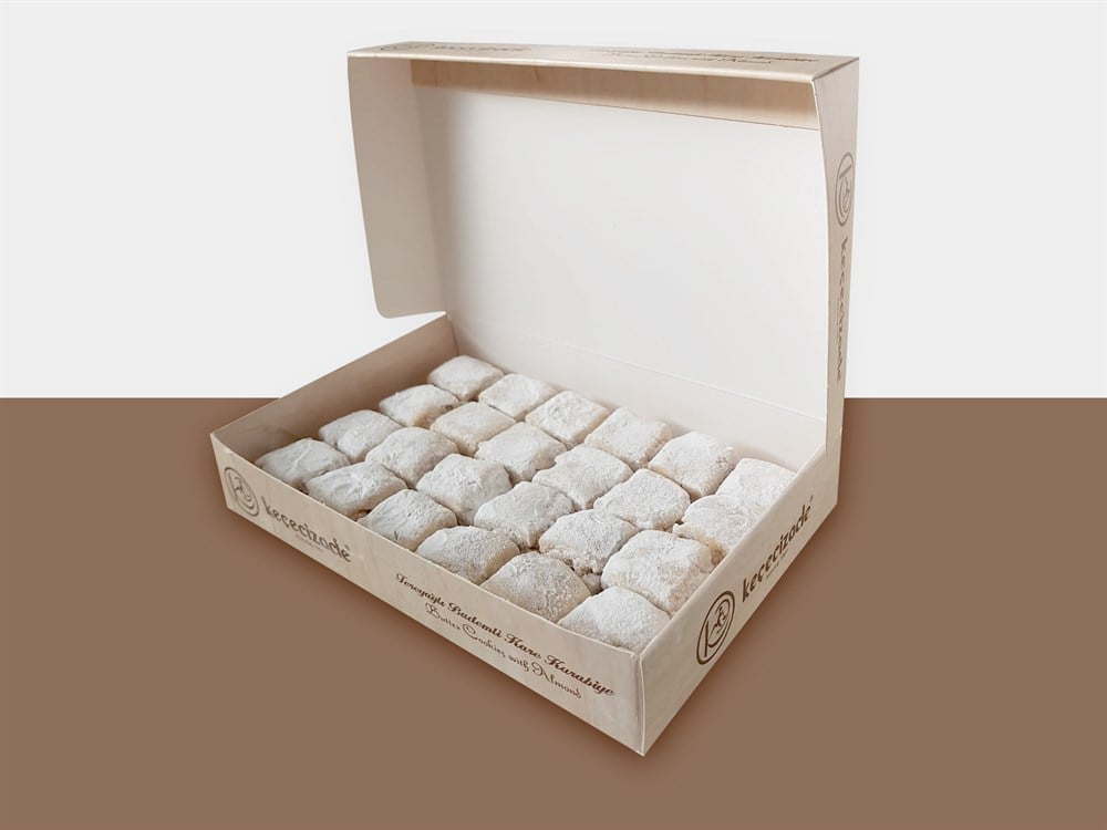Tereyağlı Kare Bademli Kurabiye