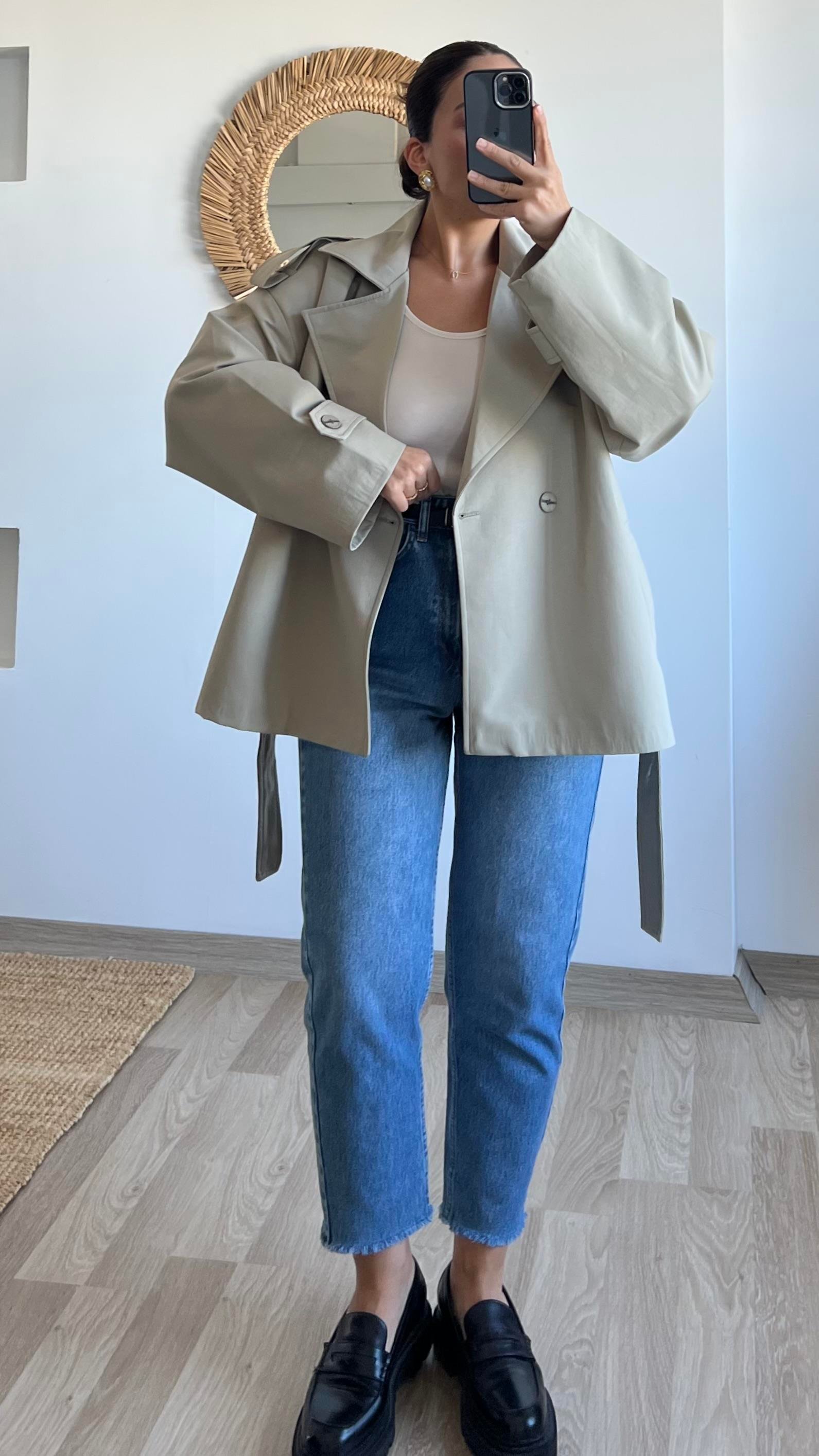 Açık Yeşil Premium Kuşaklı Kısa Trençkot uygun fiyatlarda www.butikhola.com adresinde