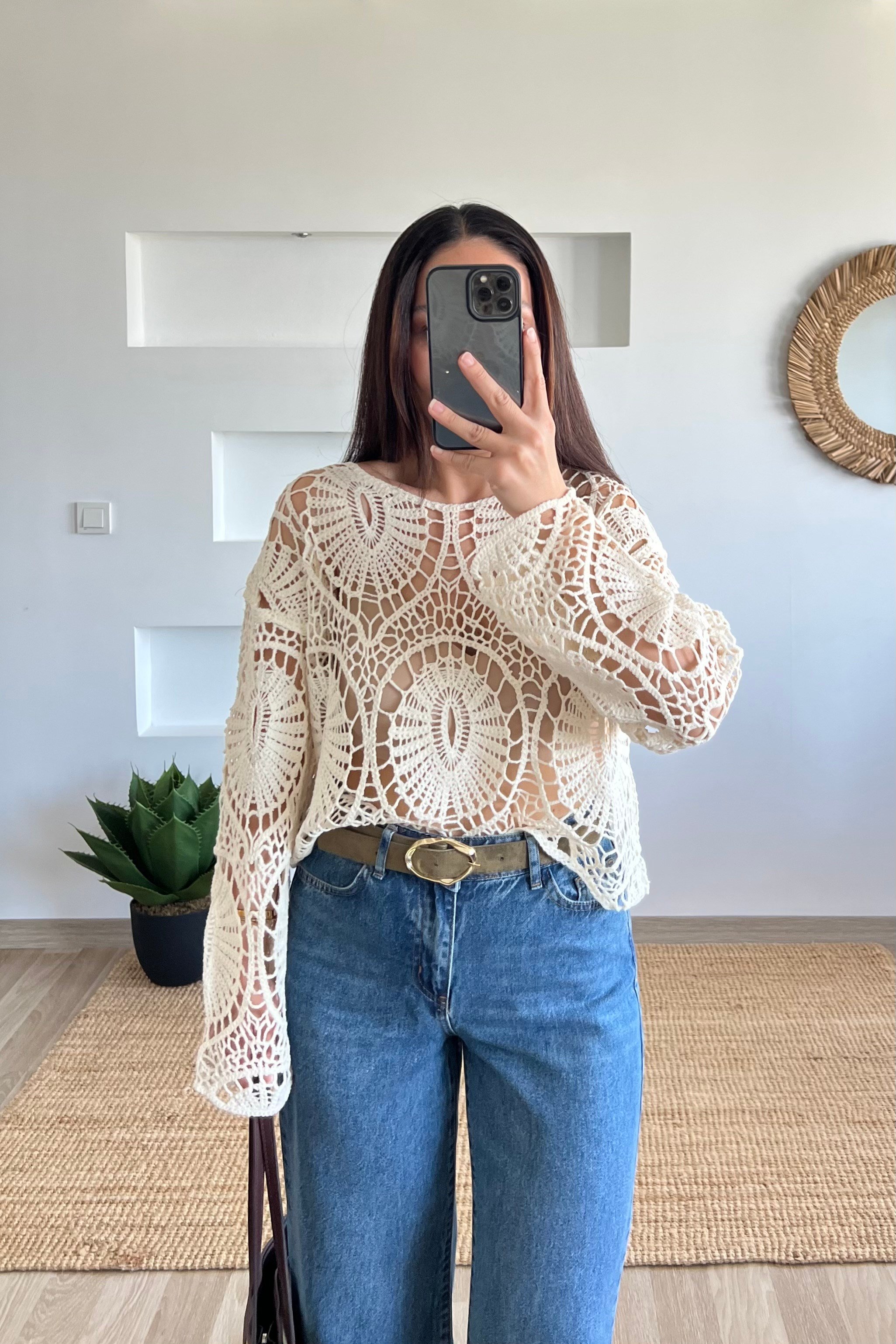 Ajurlu Bluz uygun fiyatlarda www.butikhola.com adresinde