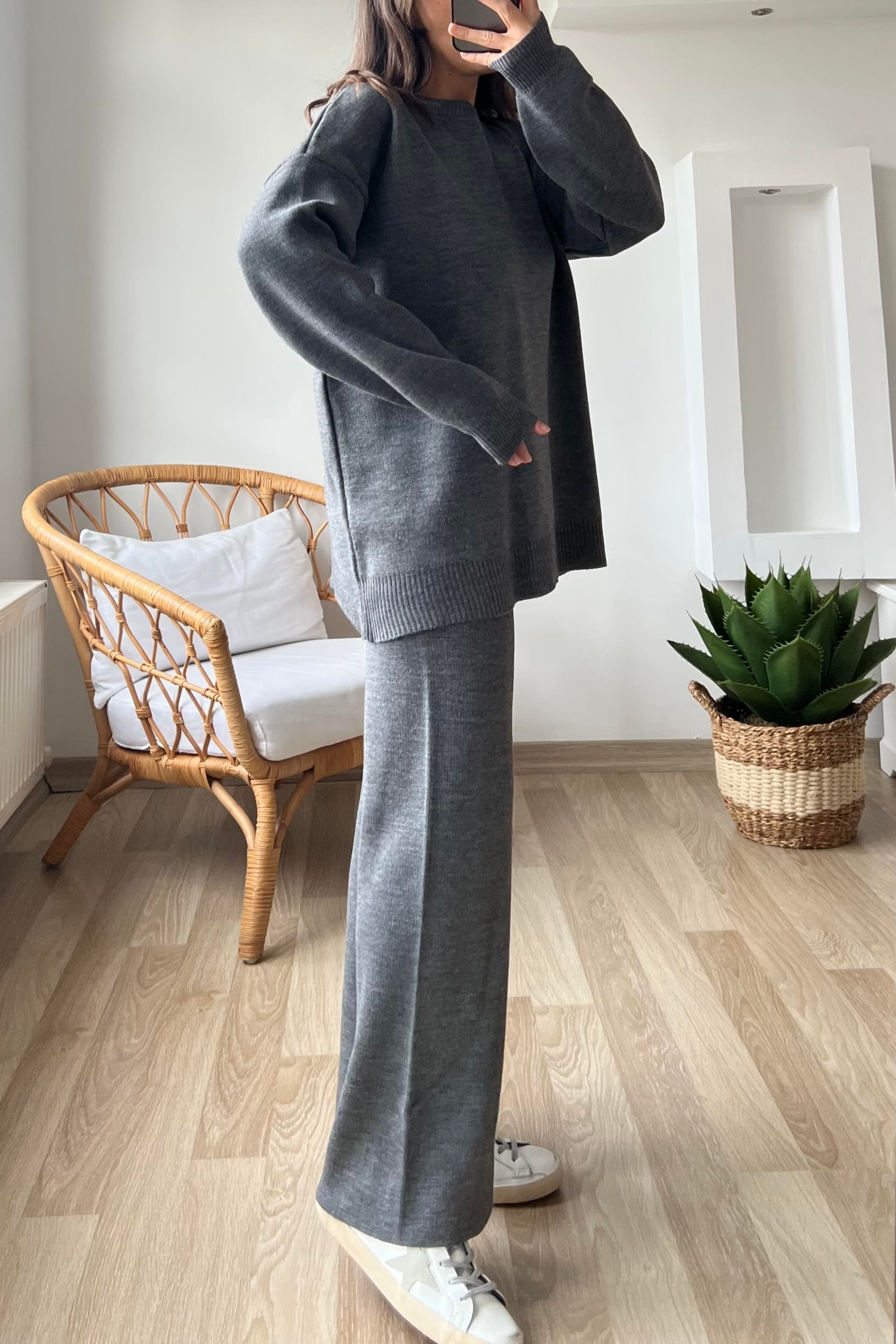 Antrasit Çelik Örme Triko Takım uygun fiyatlarda www.butikhola.com adresinde