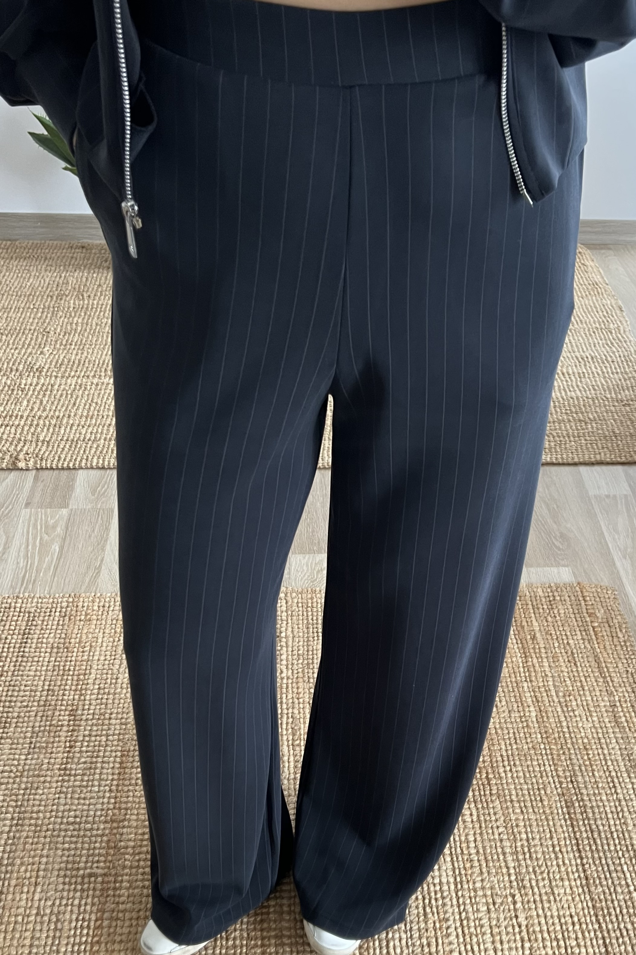 Antrasit Çizgili Yumuşak Dokulu Modal Takım uygun fiyatlarda www.butikhola.com adresinde