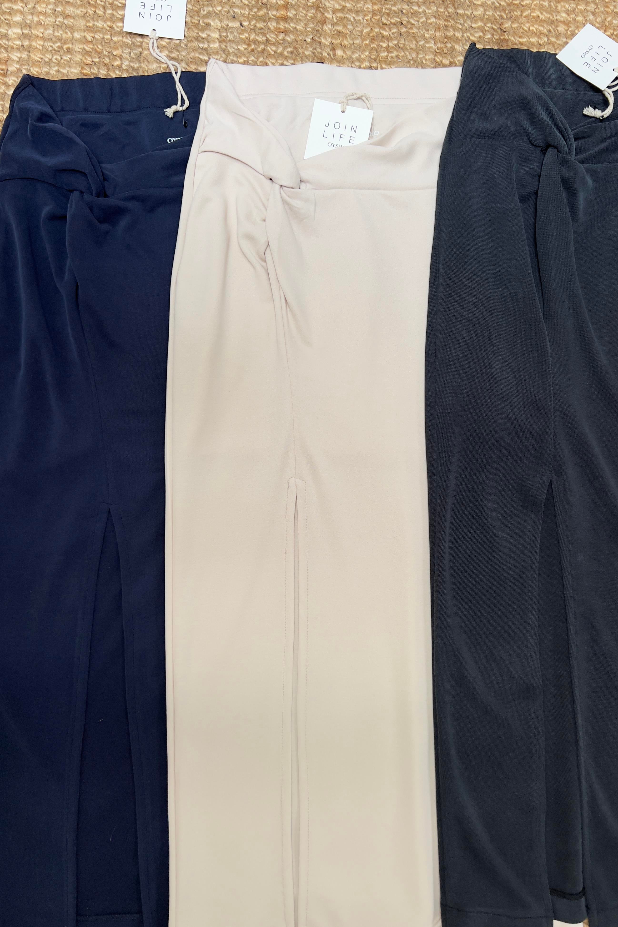 Antrasit Düğümlü Midi Modal Etek uygun fiyatlarda www.butikhola.com adresinde