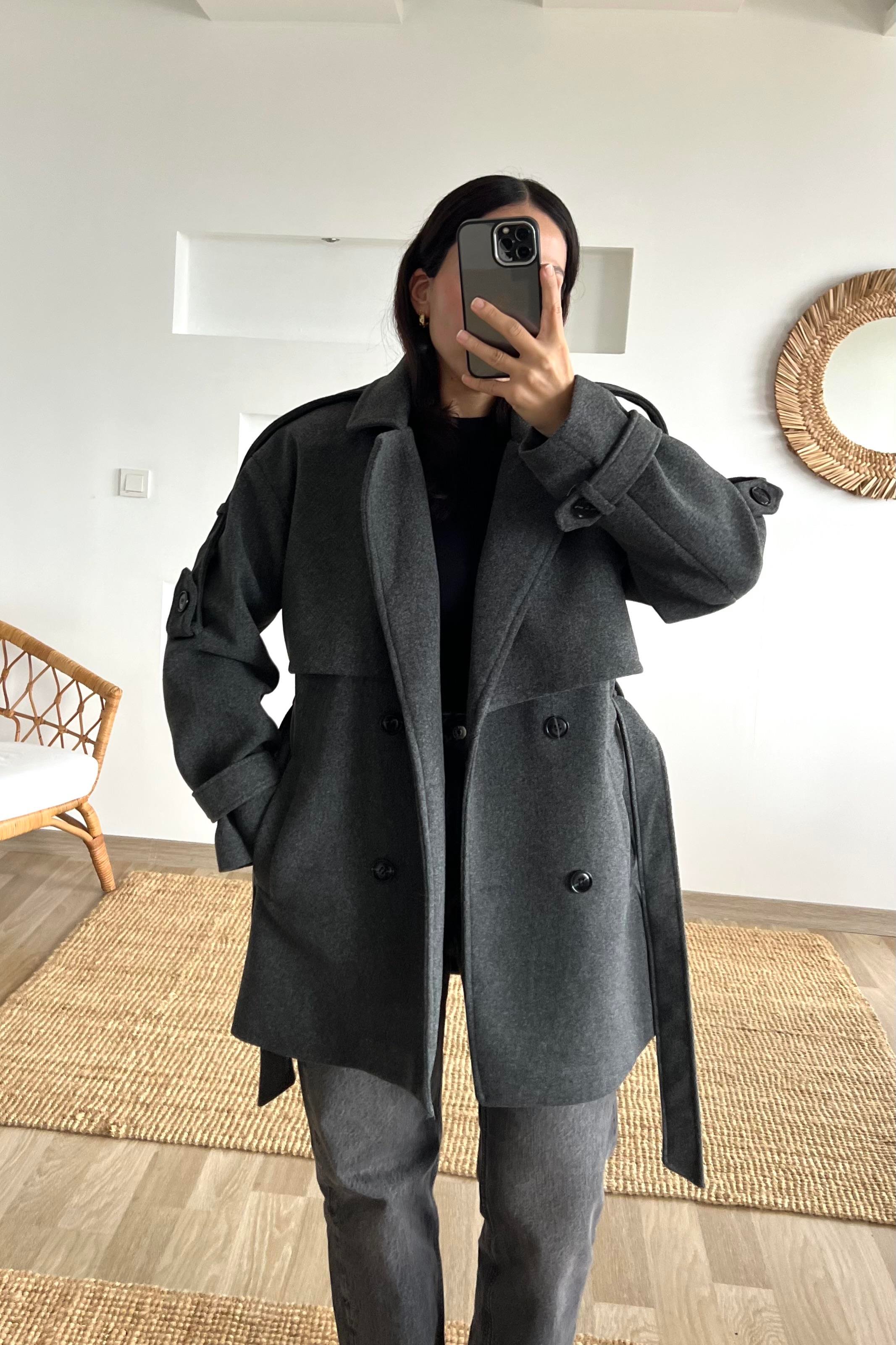 Antrasit Kuşaklı Ara Boy Kaşe Kaban uygun fiyatlarda www.butikhola.com adresinde