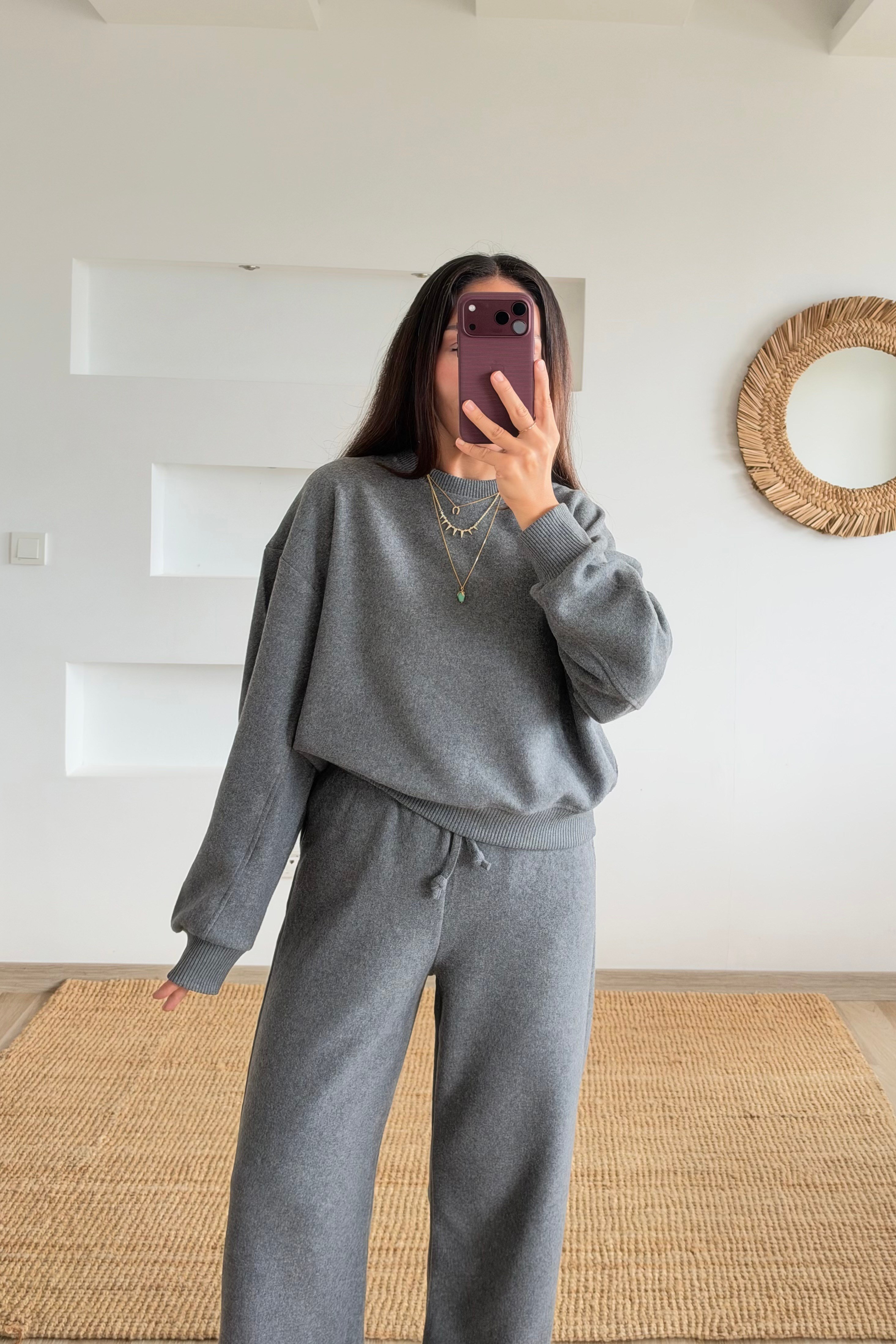 Antrasit Selanik Eşofman Takımı uygun fiyatlarda www.butikhola.com adresinde