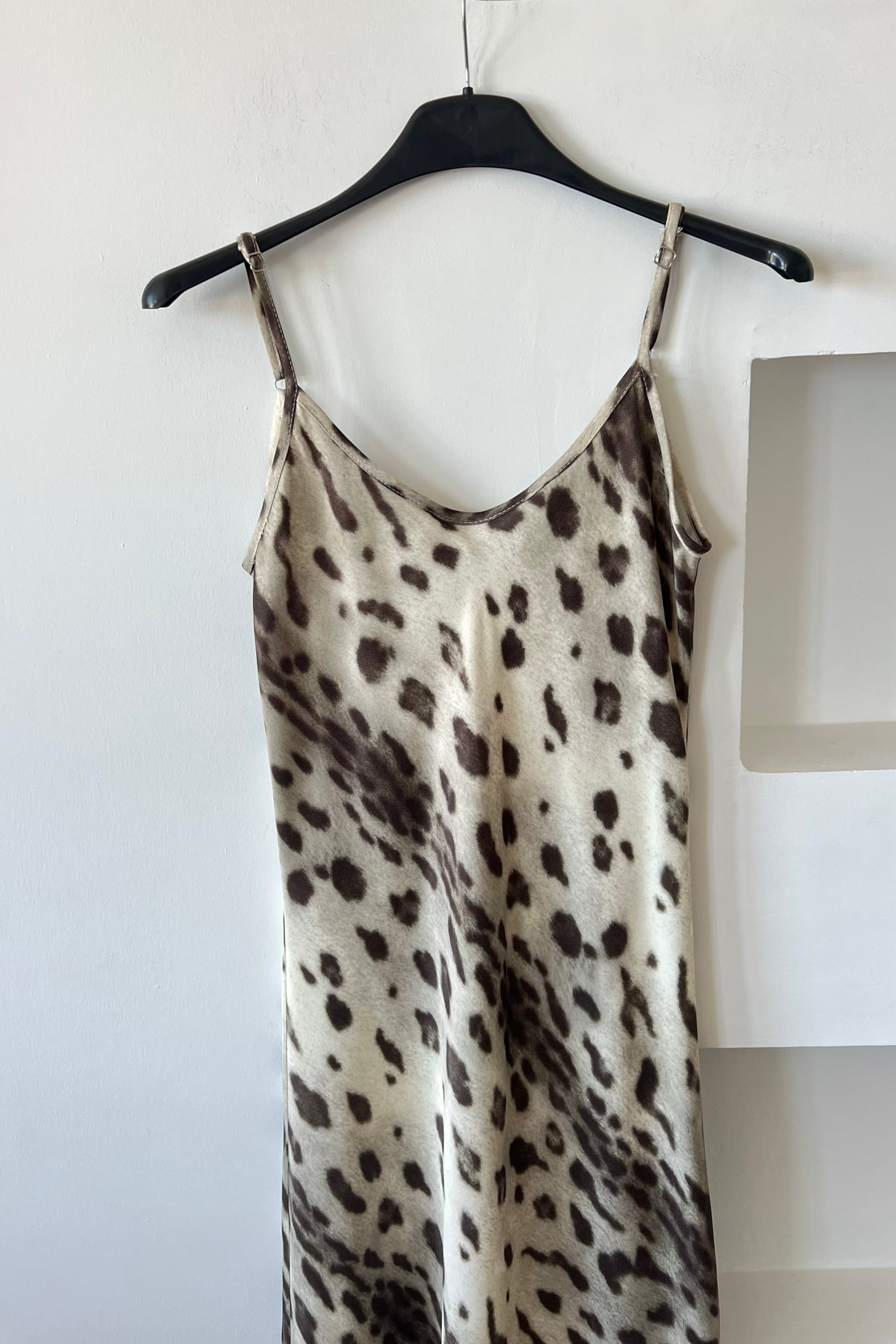 Ayarlanabilir Askılı Animal Print Elbise uygun fiyatlarda www.butikhola.com adresinde