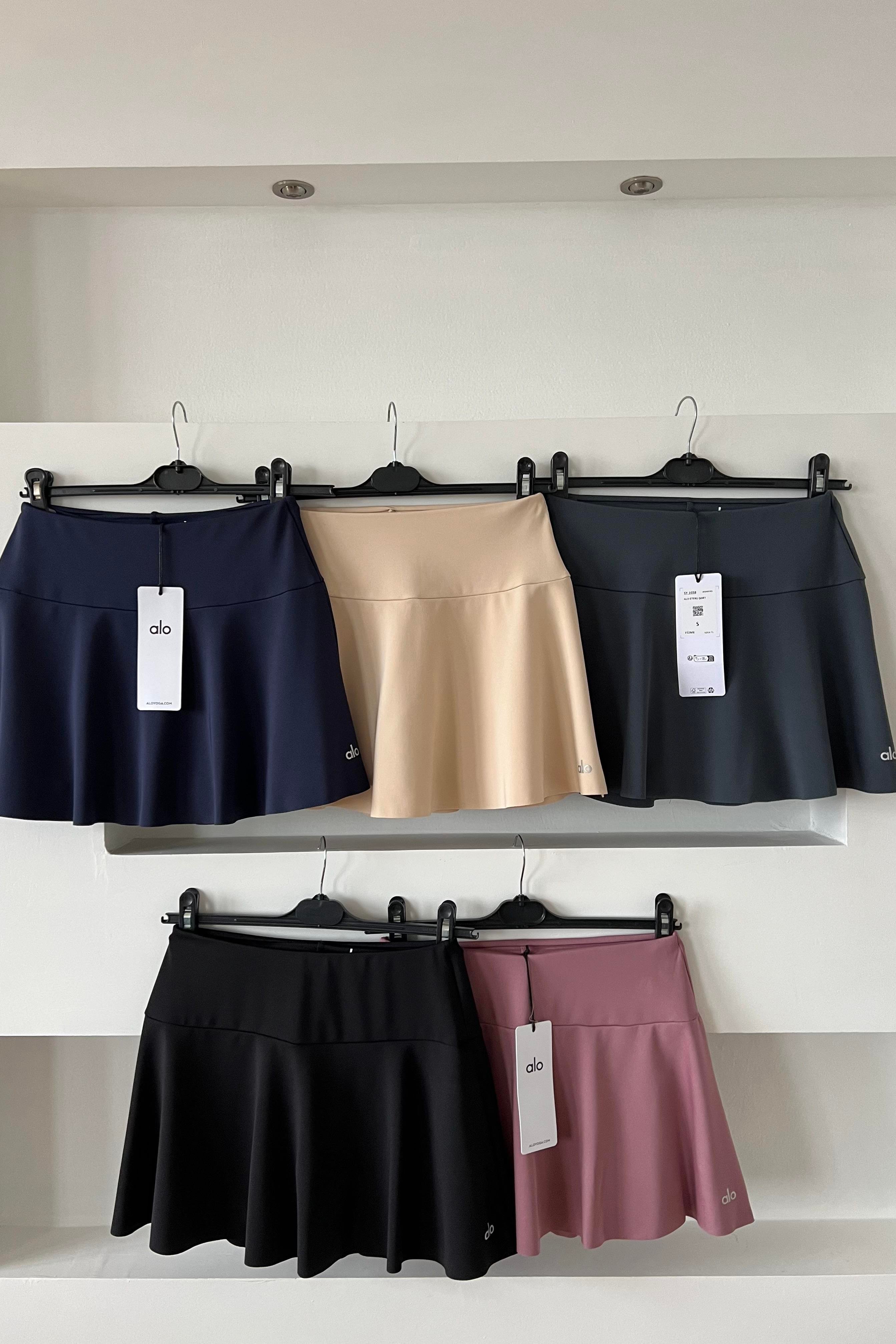Bej Mini Şort Etek  uygun fiyatlarda www.butikhola.com adresinde