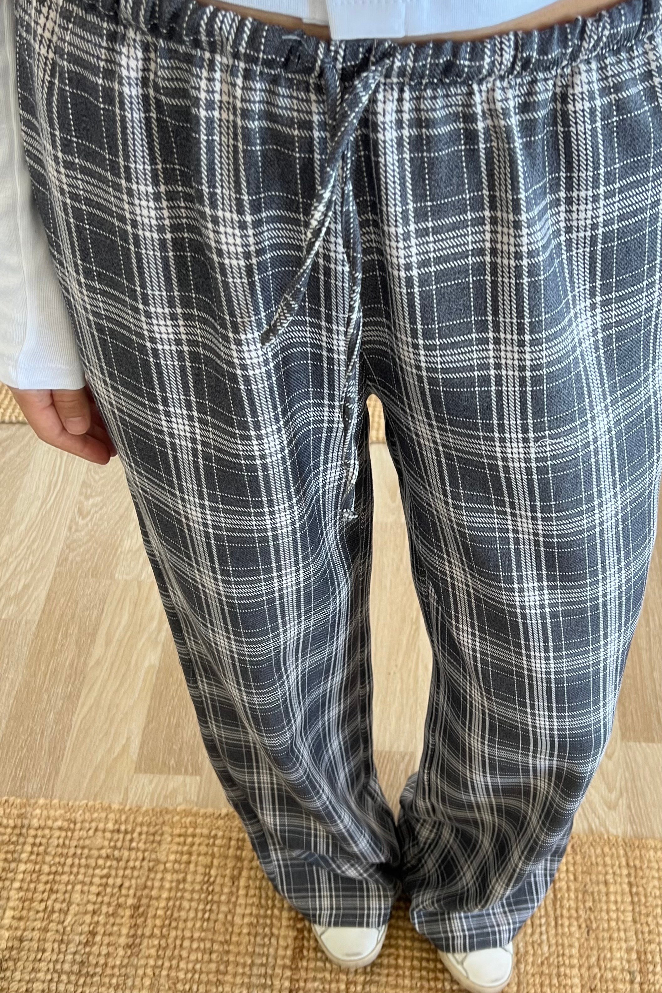 Beli Lastikli Antrasit Ekoseli Pantolon uygun fiyatlarda www.butikhola.com adresinde