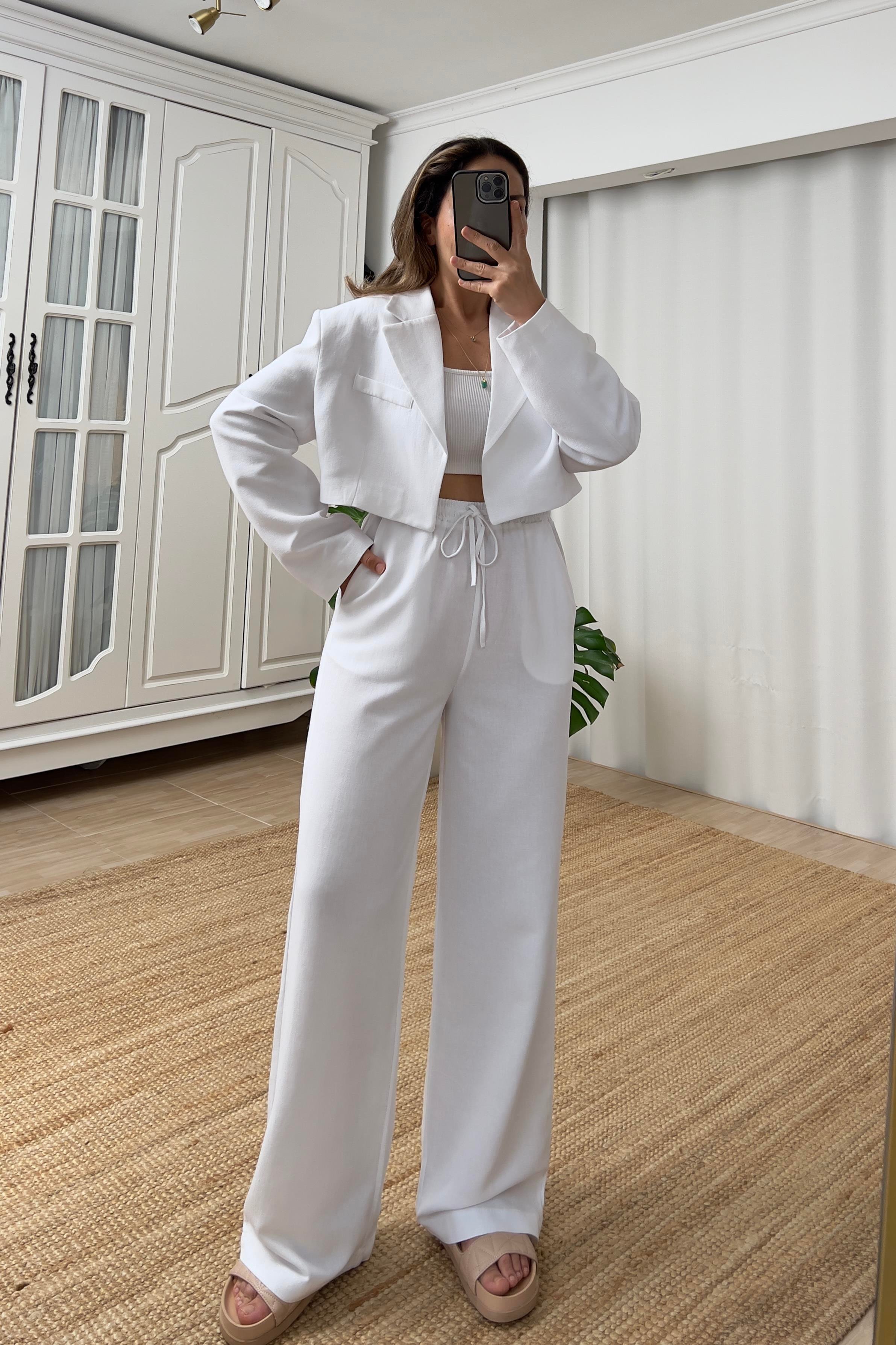 Beyaz Beli İpli Cepli Keten Pantolon uygun fiyatlarda www.butikhola.com adresinde