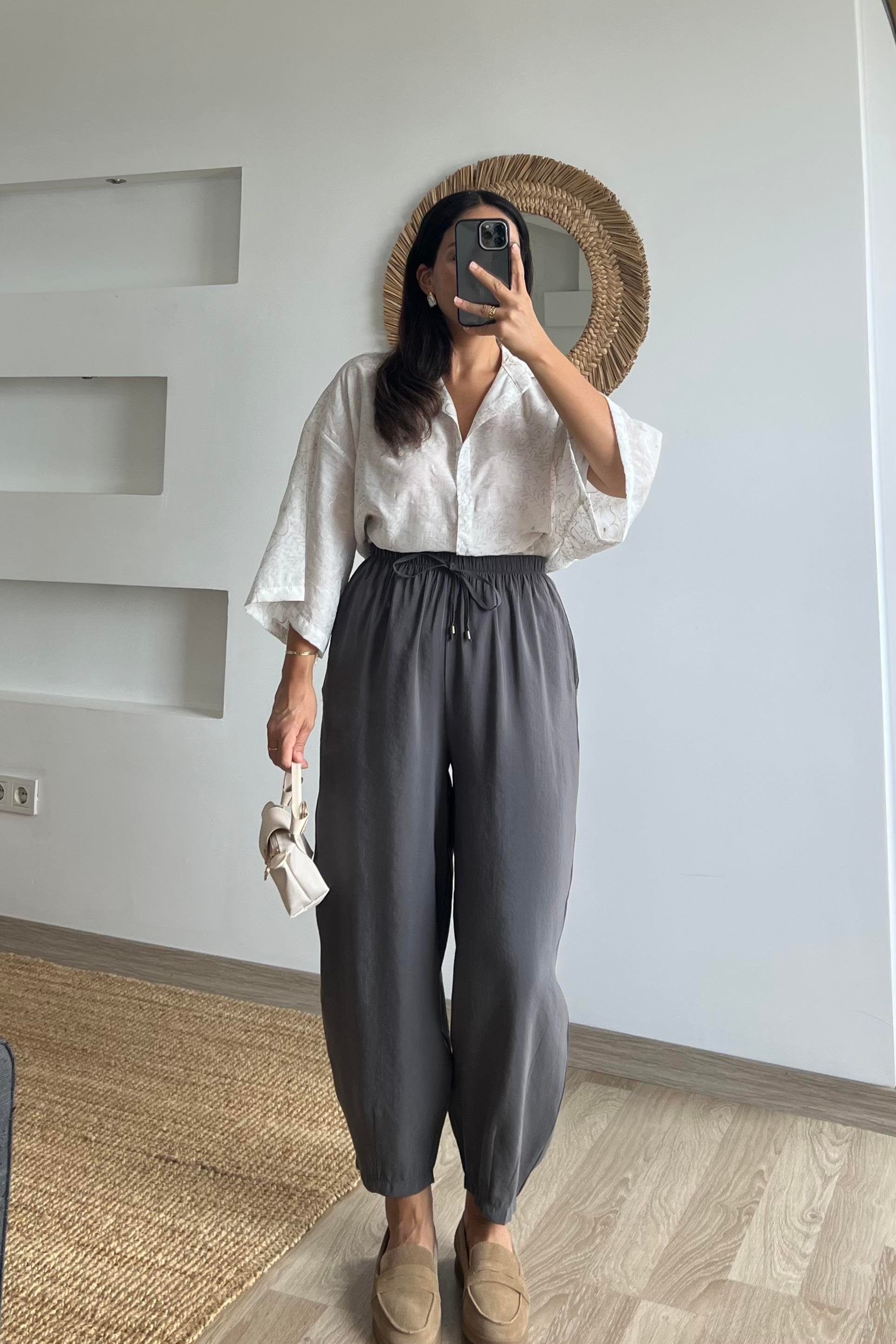 Beyaz Çiçek Desenli Oversize Gömlek uygun fiyatlarda www.butikhola.com adresinde