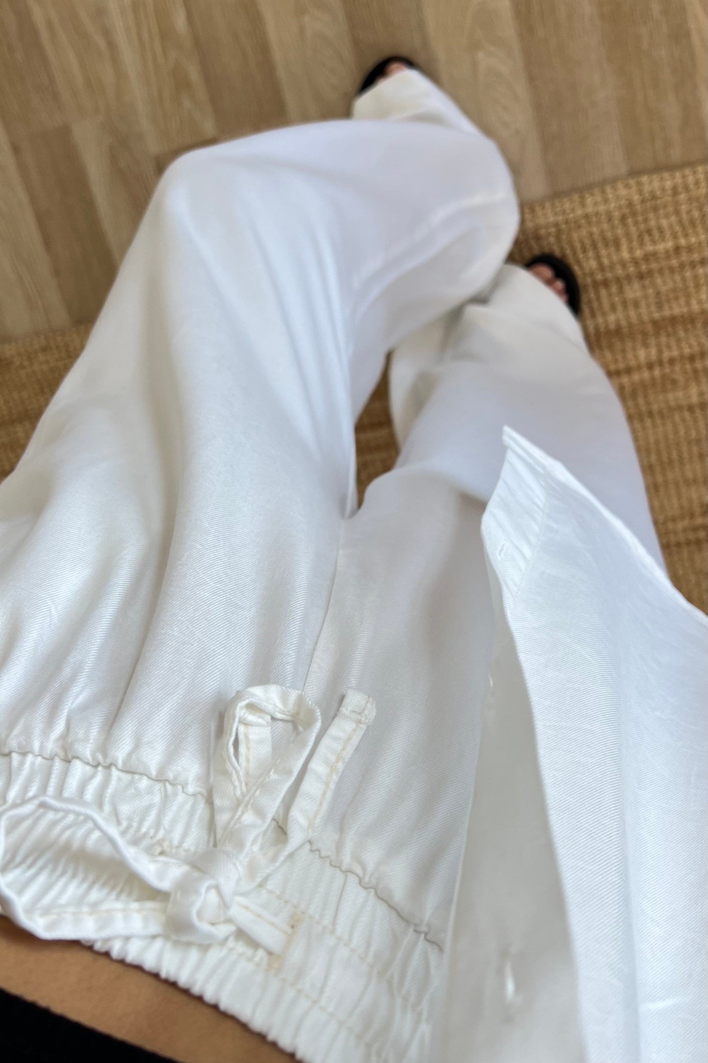 Beyaz Dökümlü Tensel Gömlek Pantolon Takım uygun fiyatlarda www.butikhola.com adresinde