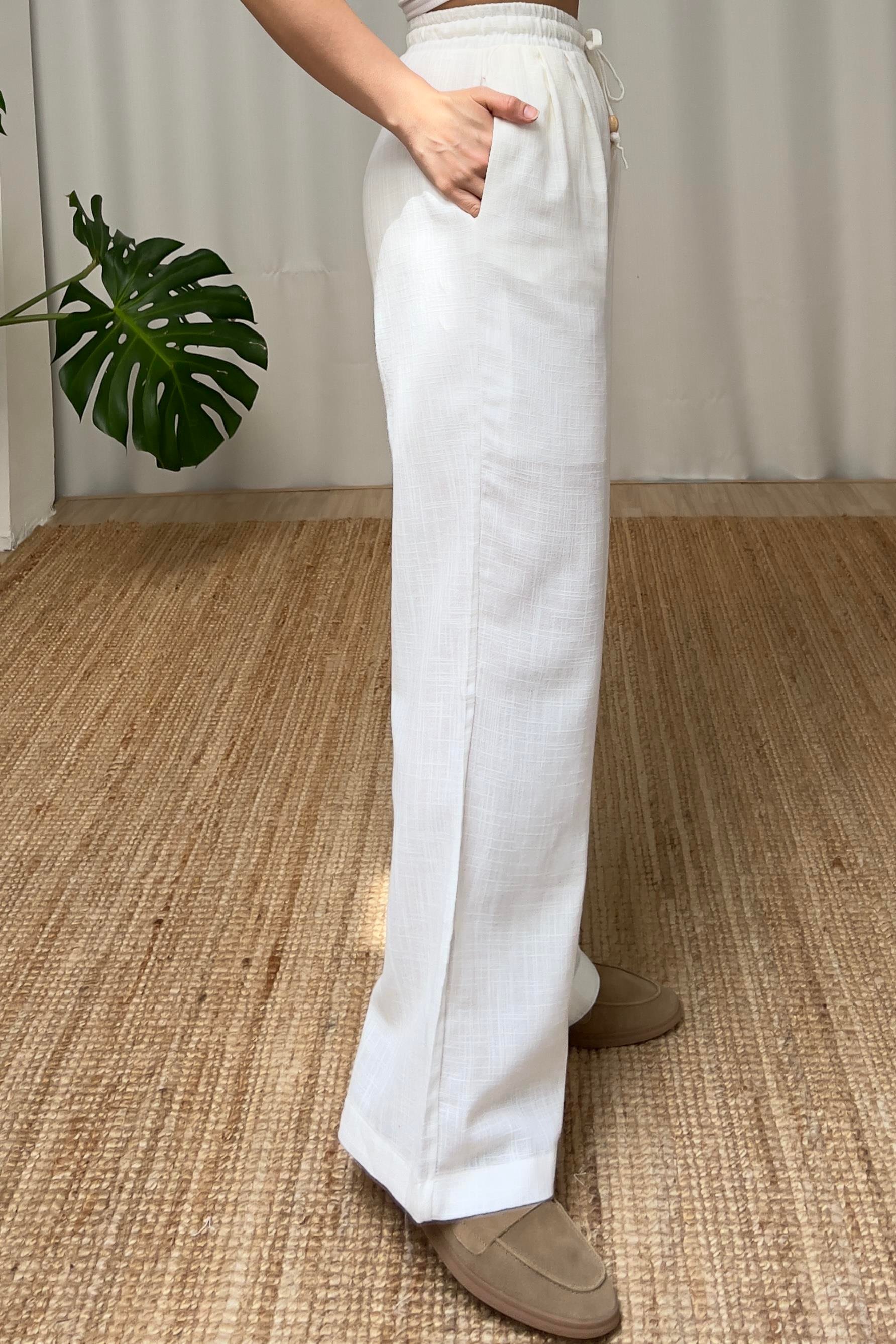 Beyaz Keten Dokulu Gömlek Pantolon Takım uygun fiyatlarda www.butikhola.com adresinde