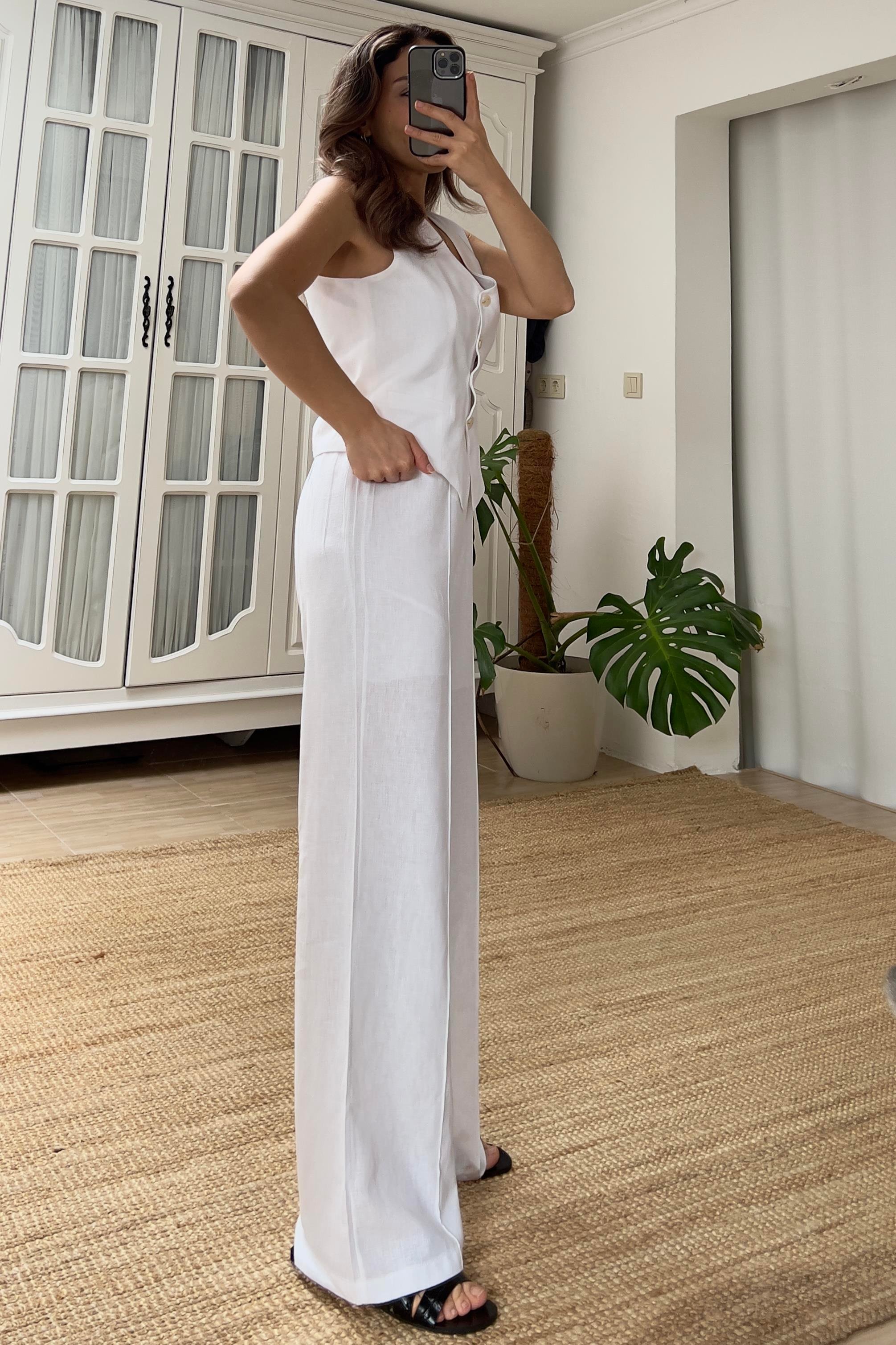 Beyaz Keten Yelek Pantolon Takım uygun fiyatlarda www.butikhola.com adresinde