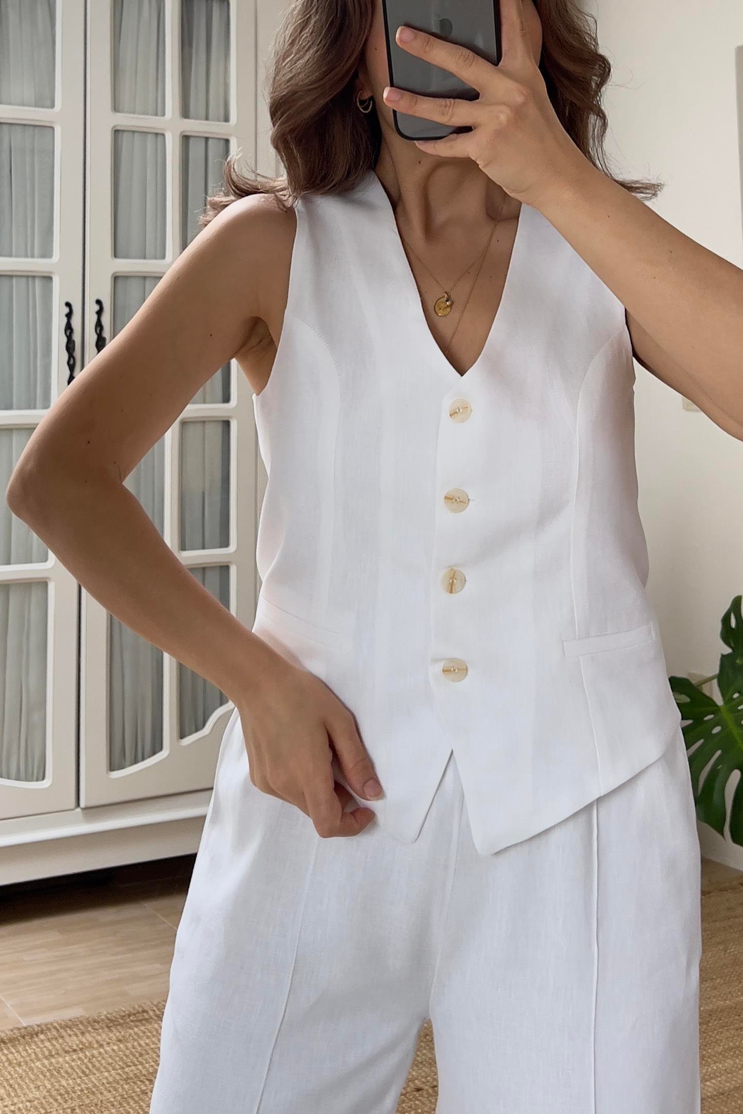 Beyaz Keten Yelek Pantolon Takım uygun fiyatlarda www.butikhola.com adresinde