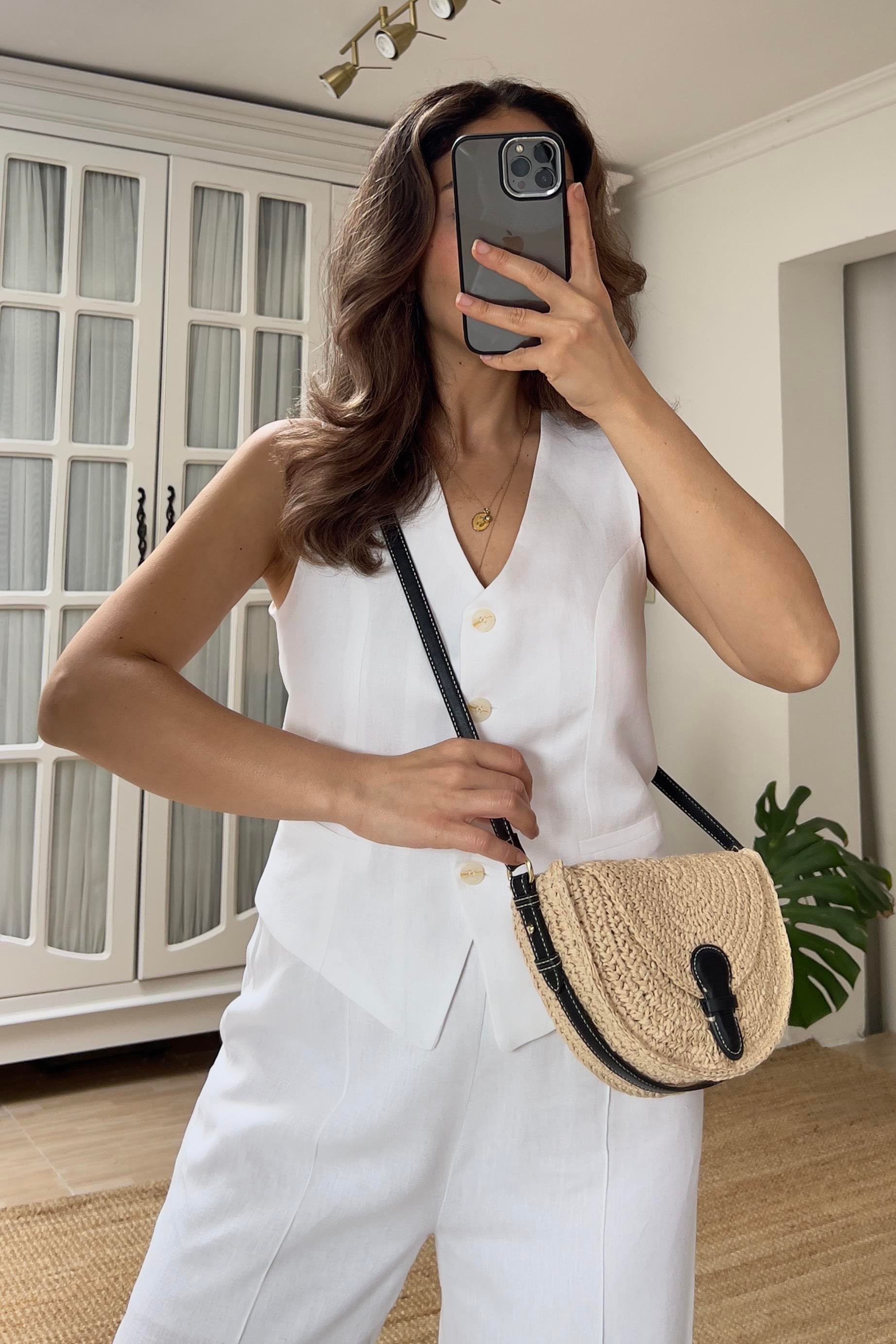Beyaz Keten Yelek Pantolon Takım uygun fiyatlarda www.butikhola.com adresinde
