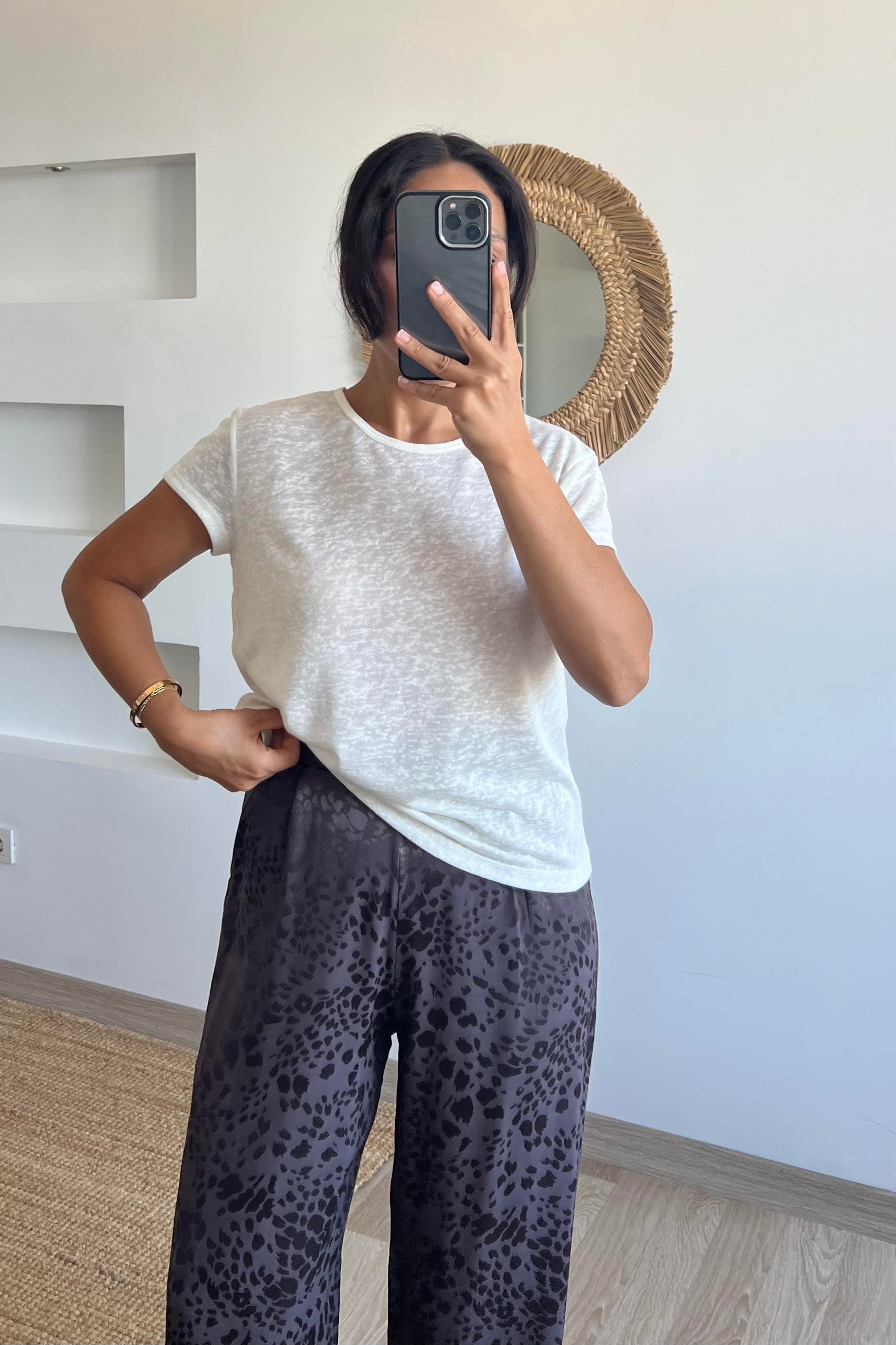 Beyaz MD Keten Tshirt uygun fiyatlarda www.butikhola.com adresinde