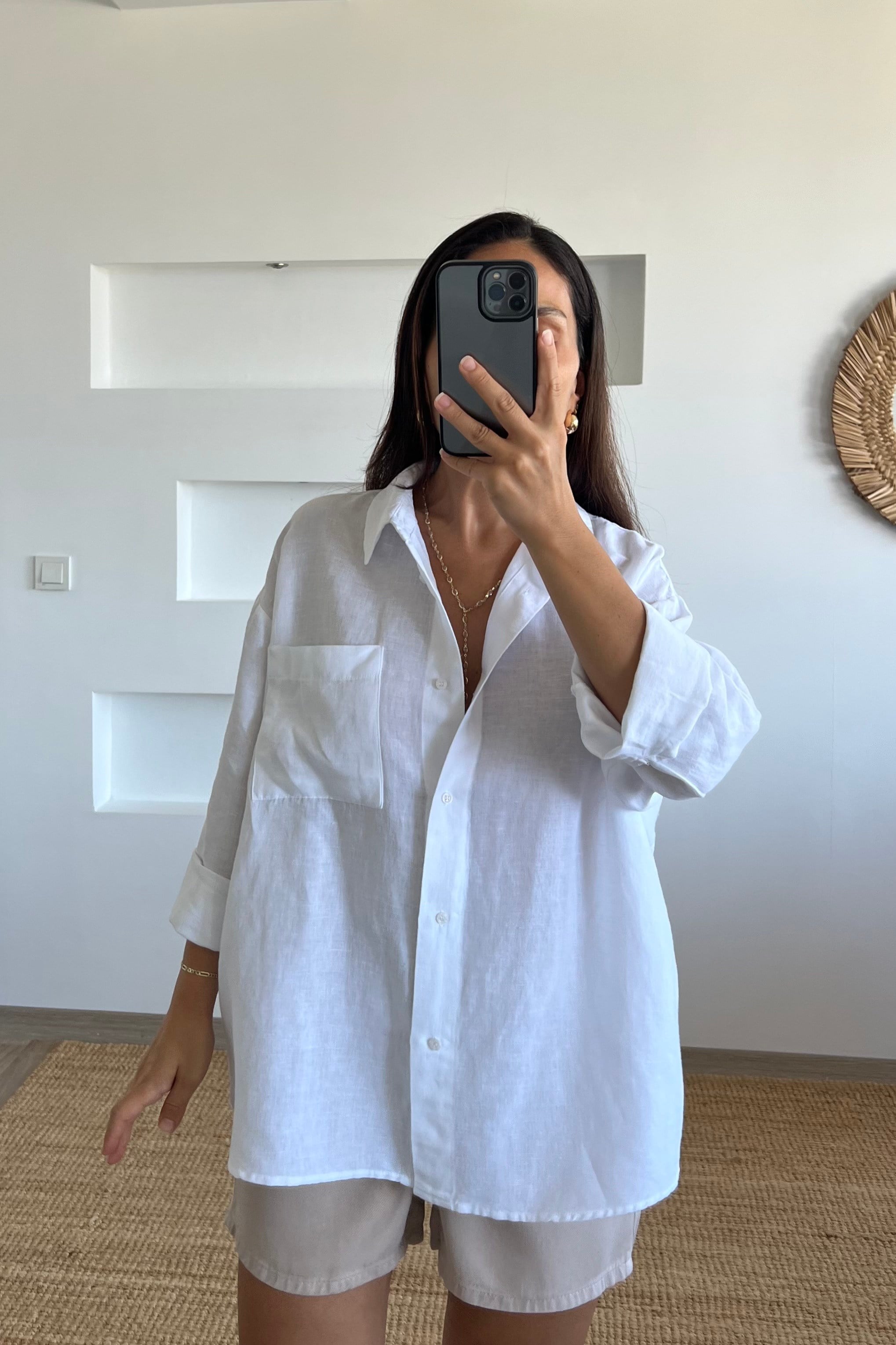 Beyaz Organik Ham Keten Gömlek uygun fiyatlarda www.butikhola.com adresinde