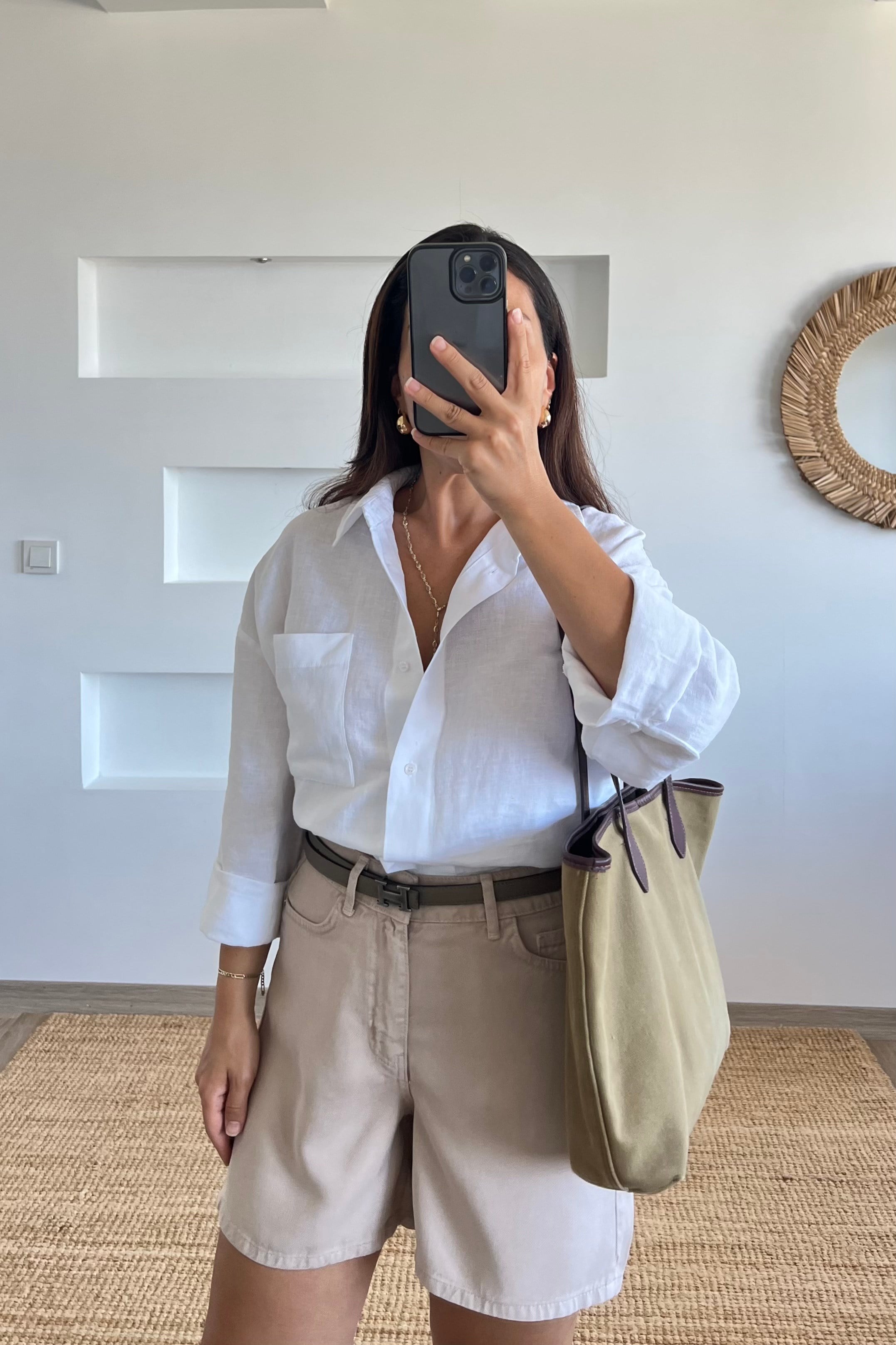 Beyaz Organik Ham Keten Gömlek uygun fiyatlarda www.butikhola.com adresinde