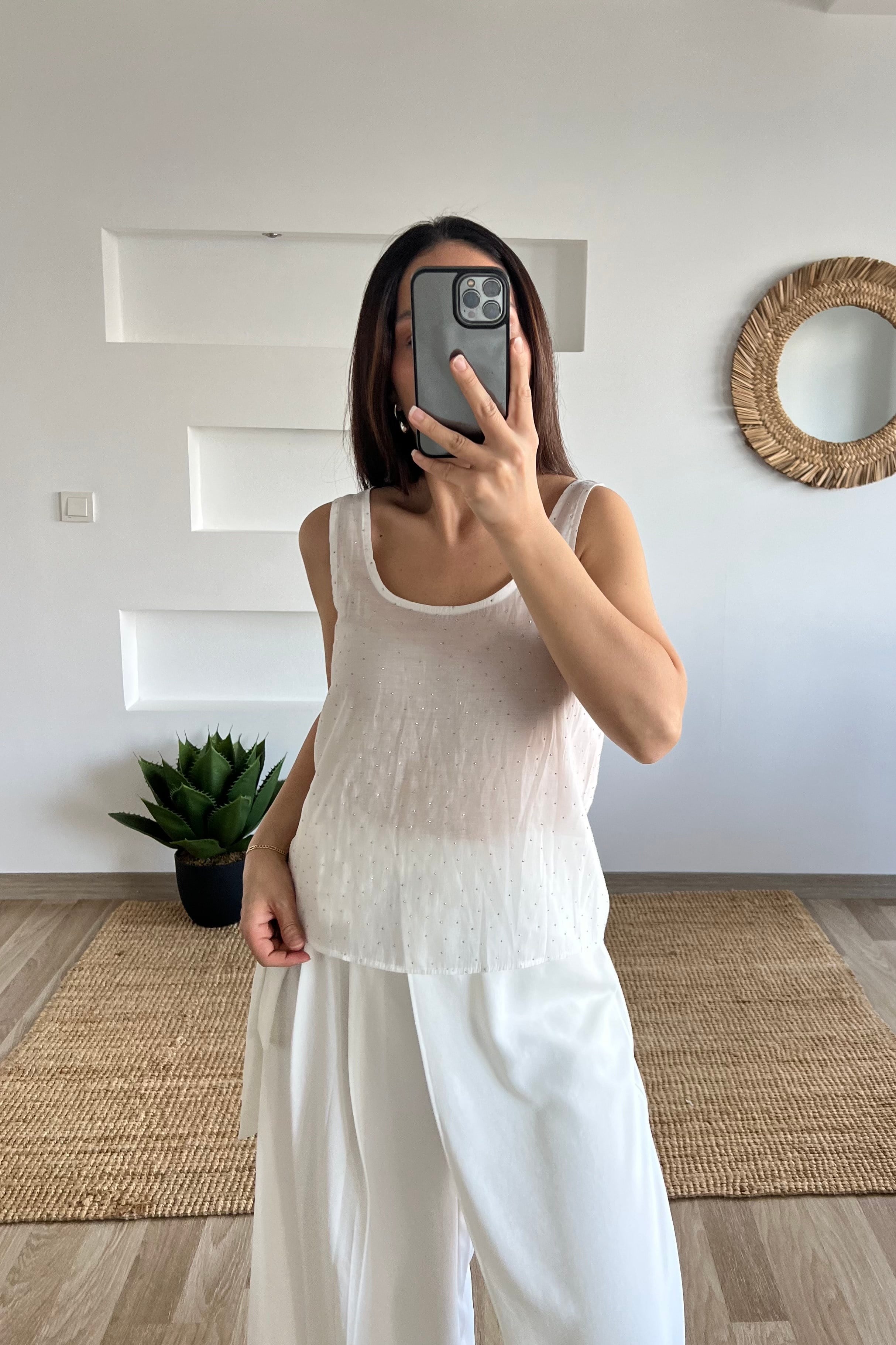 Beyaz Taşlı Tensel BLuz uygun fiyatlarda www.butikhola.com adresinde
