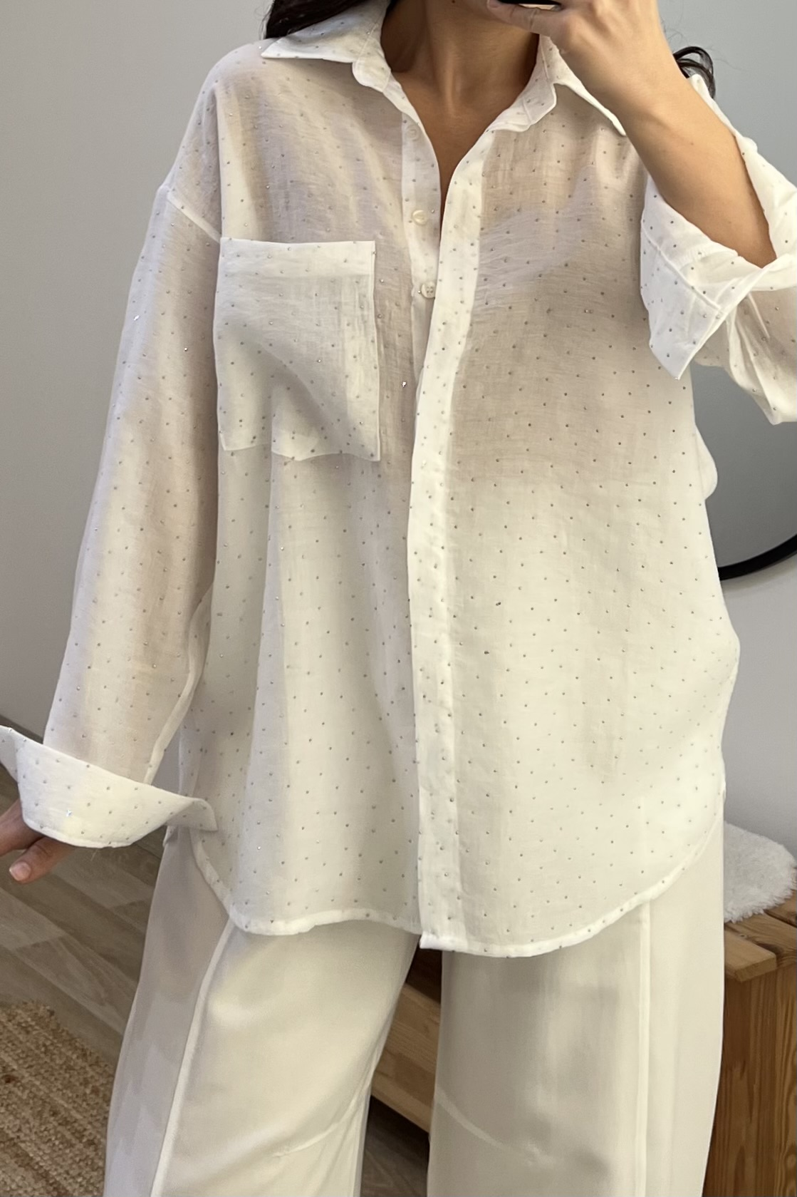 Beyaz Taşlı Tensel Gömlek uygun fiyatlarda www.butikhola.com adresinde