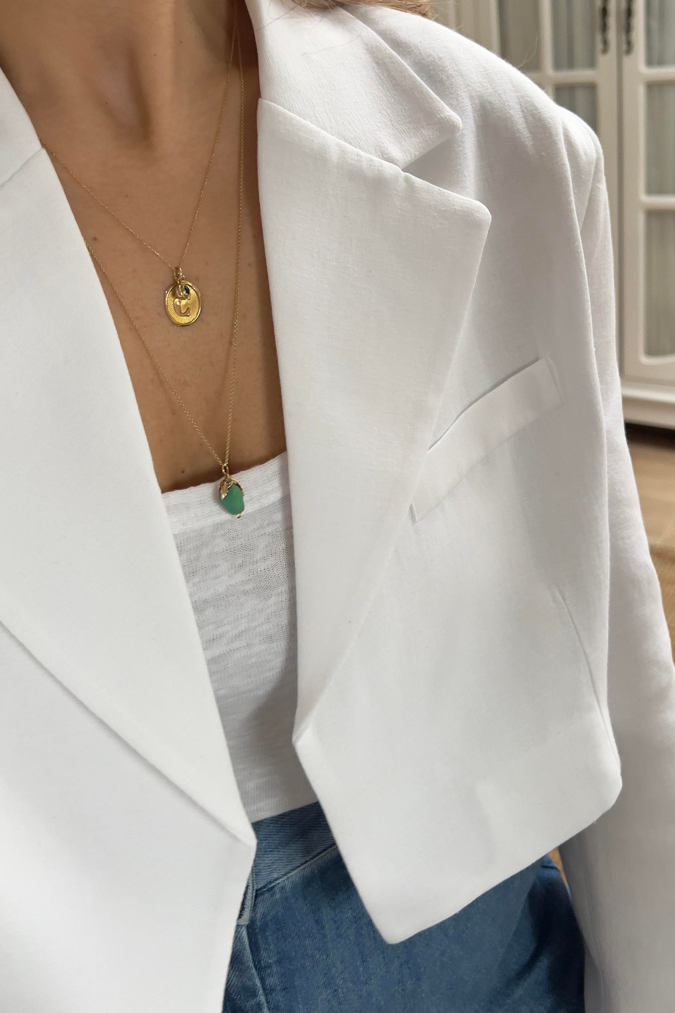 Beyaz Vatkalı Crop Keten Ceket uygun fiyatlarda www.butikhola.com adresinde