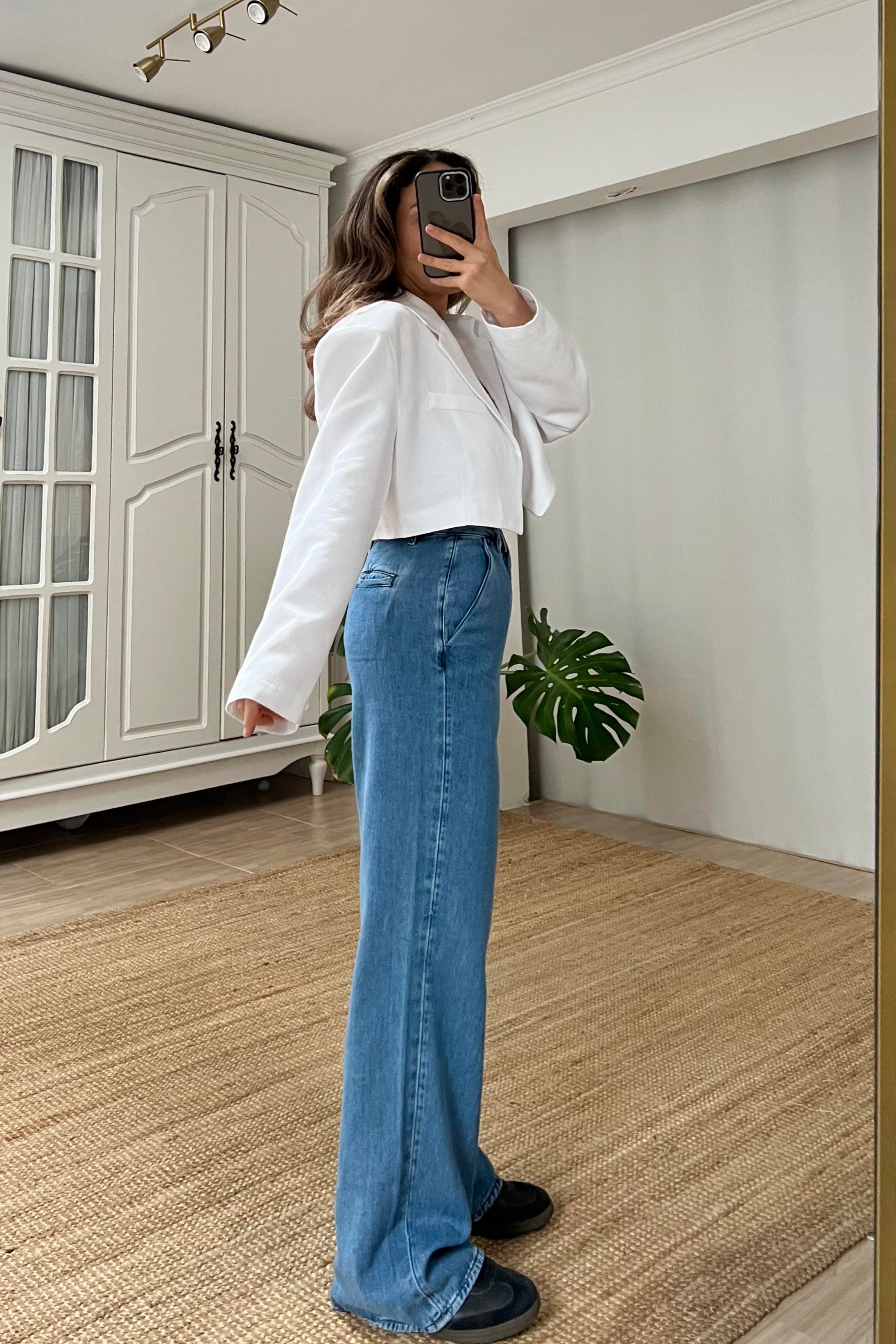 Beyaz Vatkalı Crop Keten Ceket uygun fiyatlarda www.butikhola.com adresinde