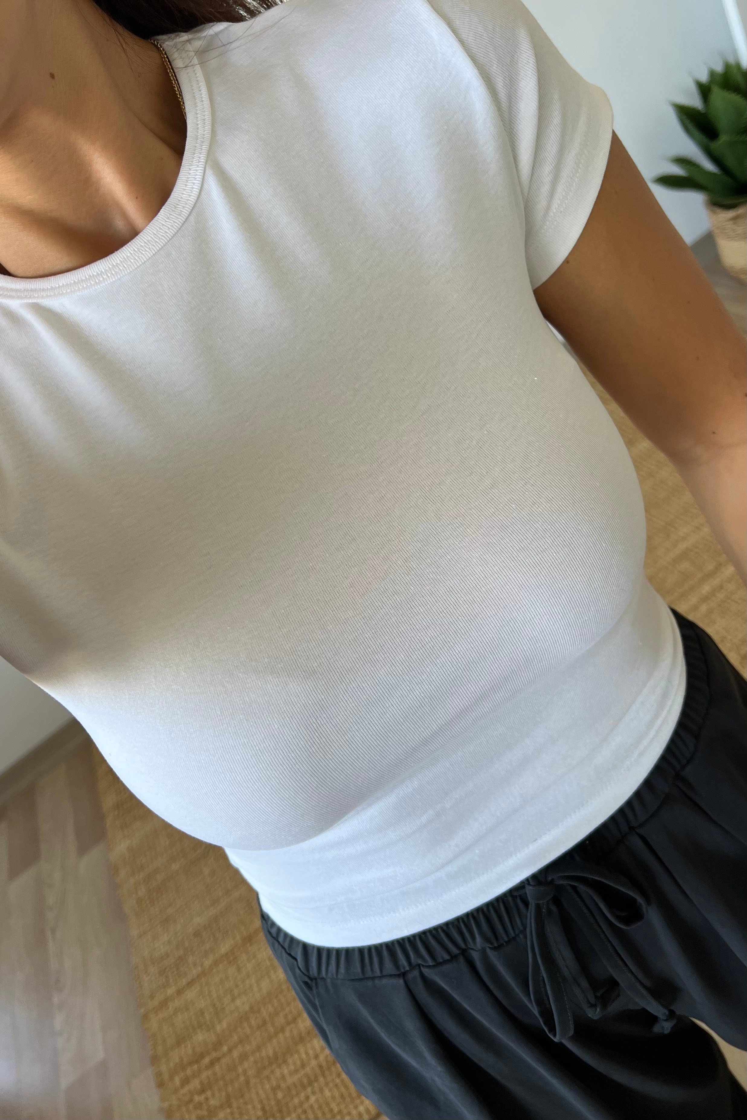 Beyaz Yumuşak Dokulu Basic Tshirt uygun fiyatlarda www.butikhola.com adresinde