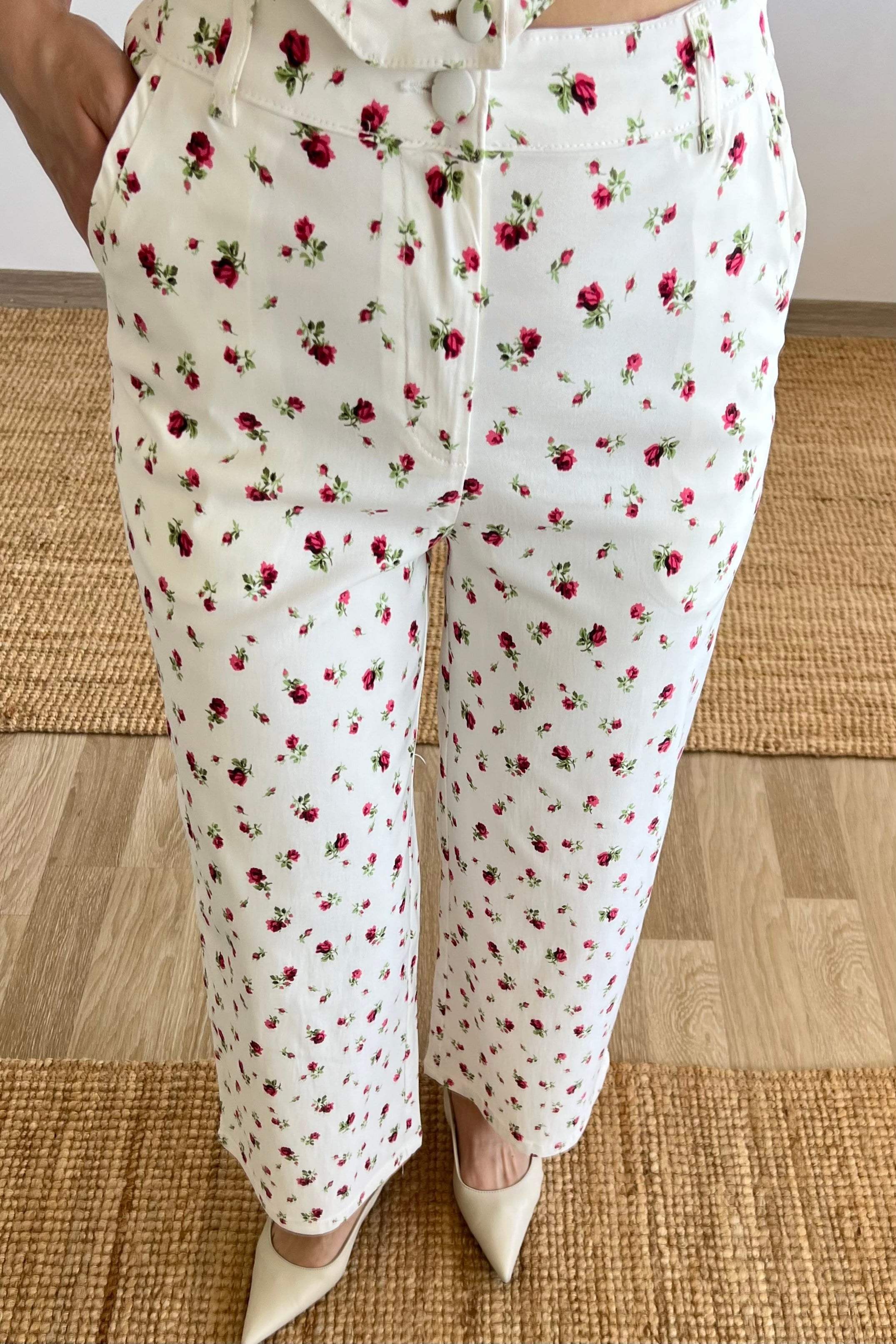 Bloom Büstiyer Pantolon Takım uygun fiyatlarda www.butikhola.com adresinde