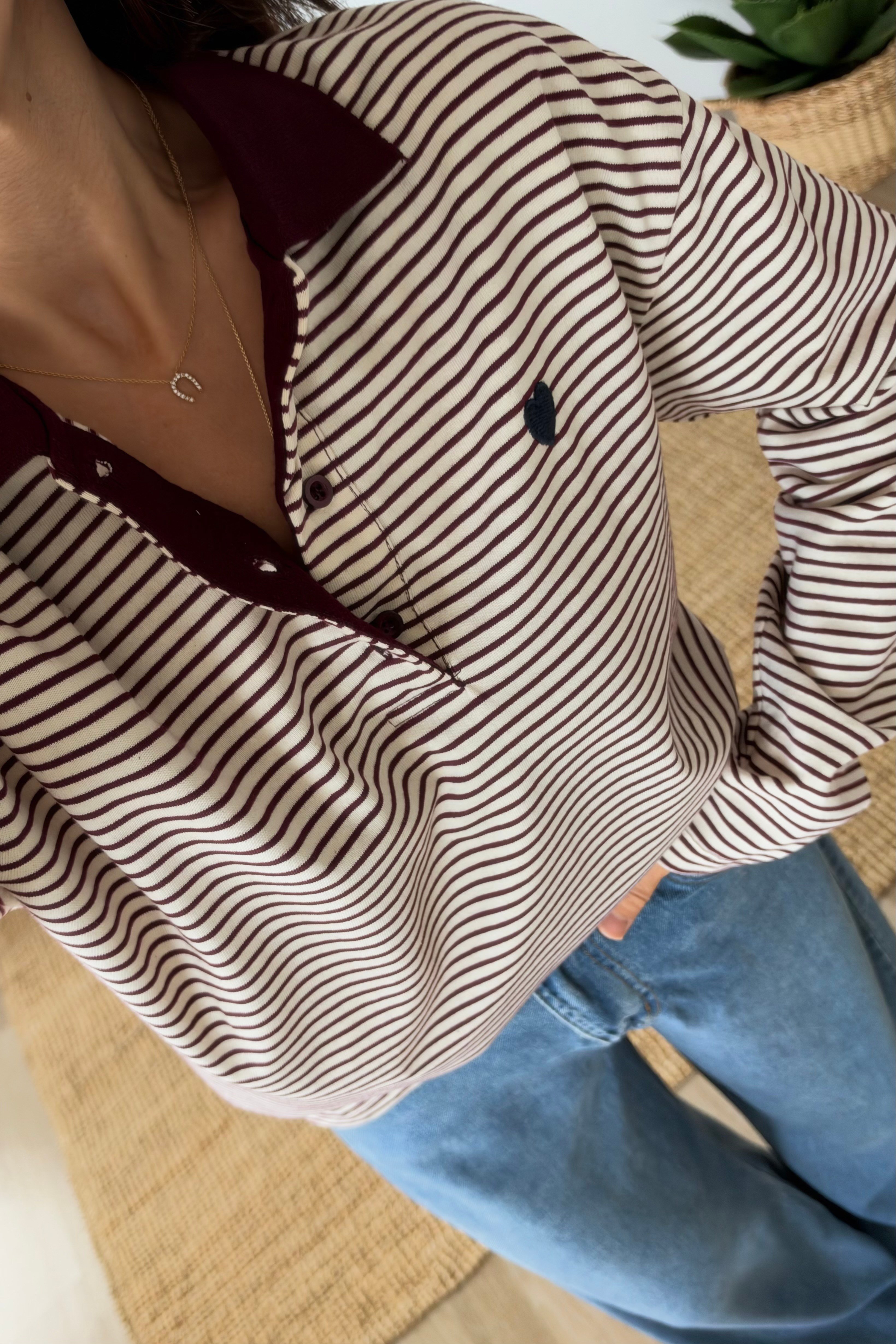 Bordo Çizgili Kalp Nakışlı Polo Yaka Sweat uygun fiyatlarda www.butikhola.com adresinde