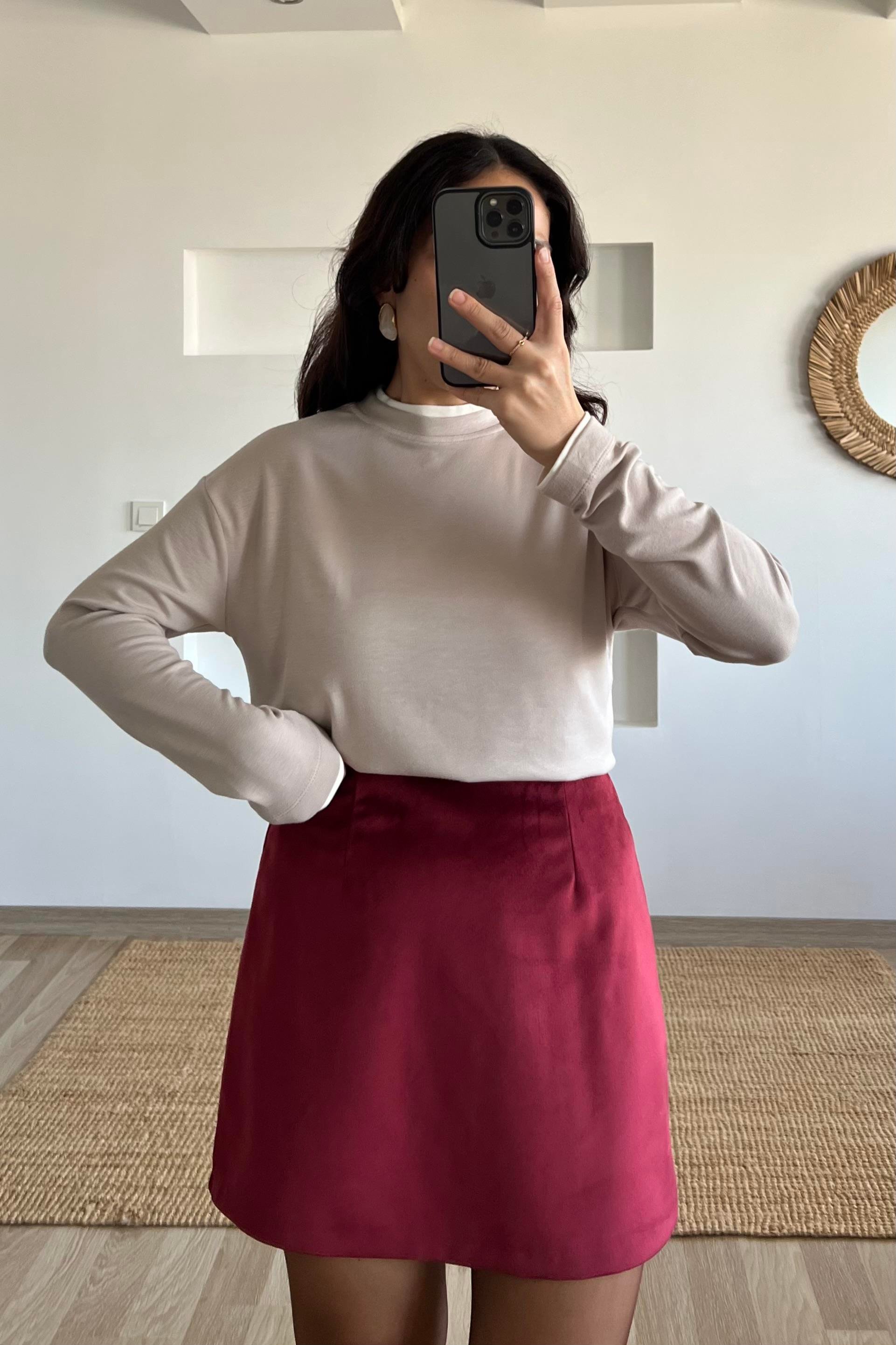 Bordo Kadife Mini Etek uygun fiyatlarda www.butikhola.com adresinde