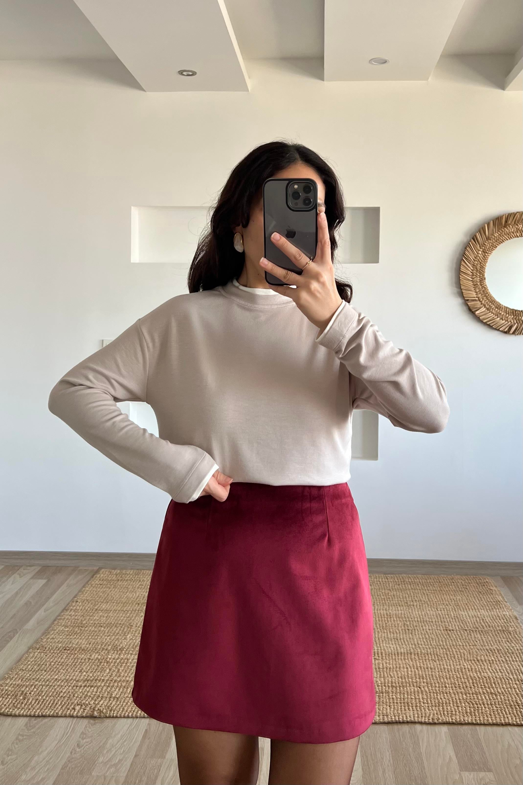Bordo Kadife Mini Etek uygun fiyatlarda www.butikhola.com adresinde