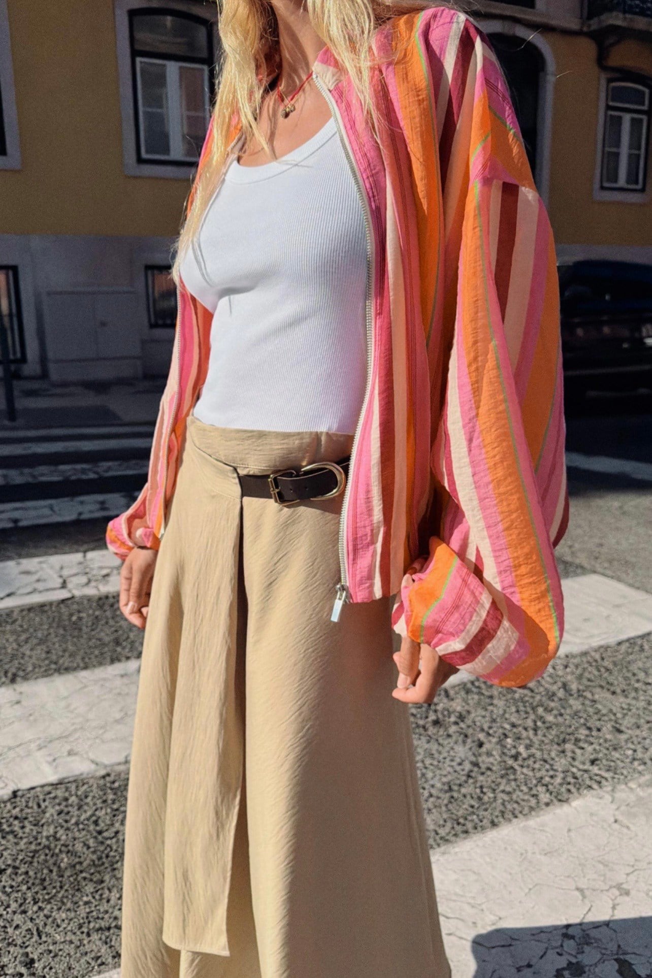 Çizgili Bomber Ceket uygun fiyatlarda www.butikhola.com adresinde