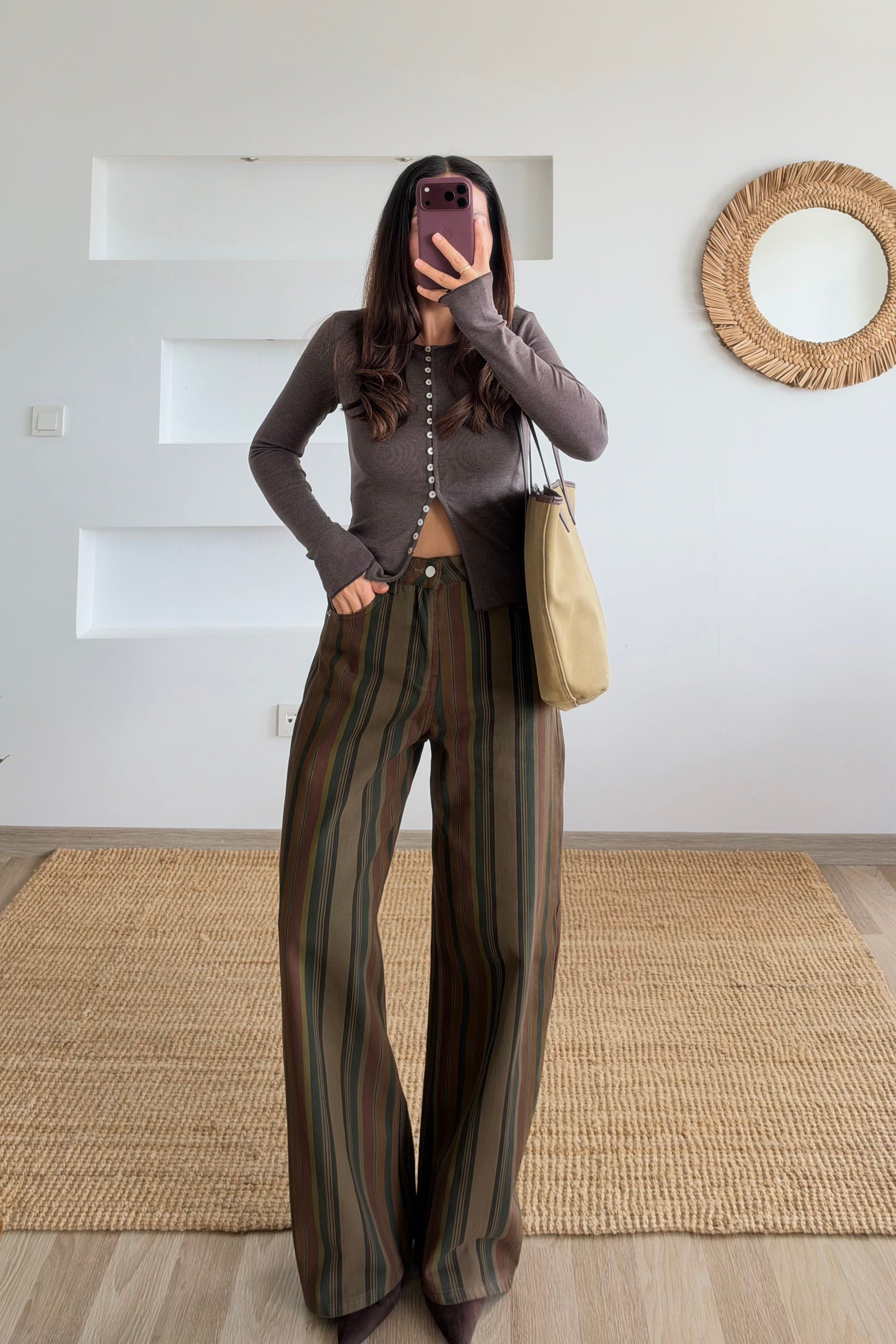 Çizgili Rahat Kalıp Jean uygun fiyatlarda www.butikhola.com adresinde