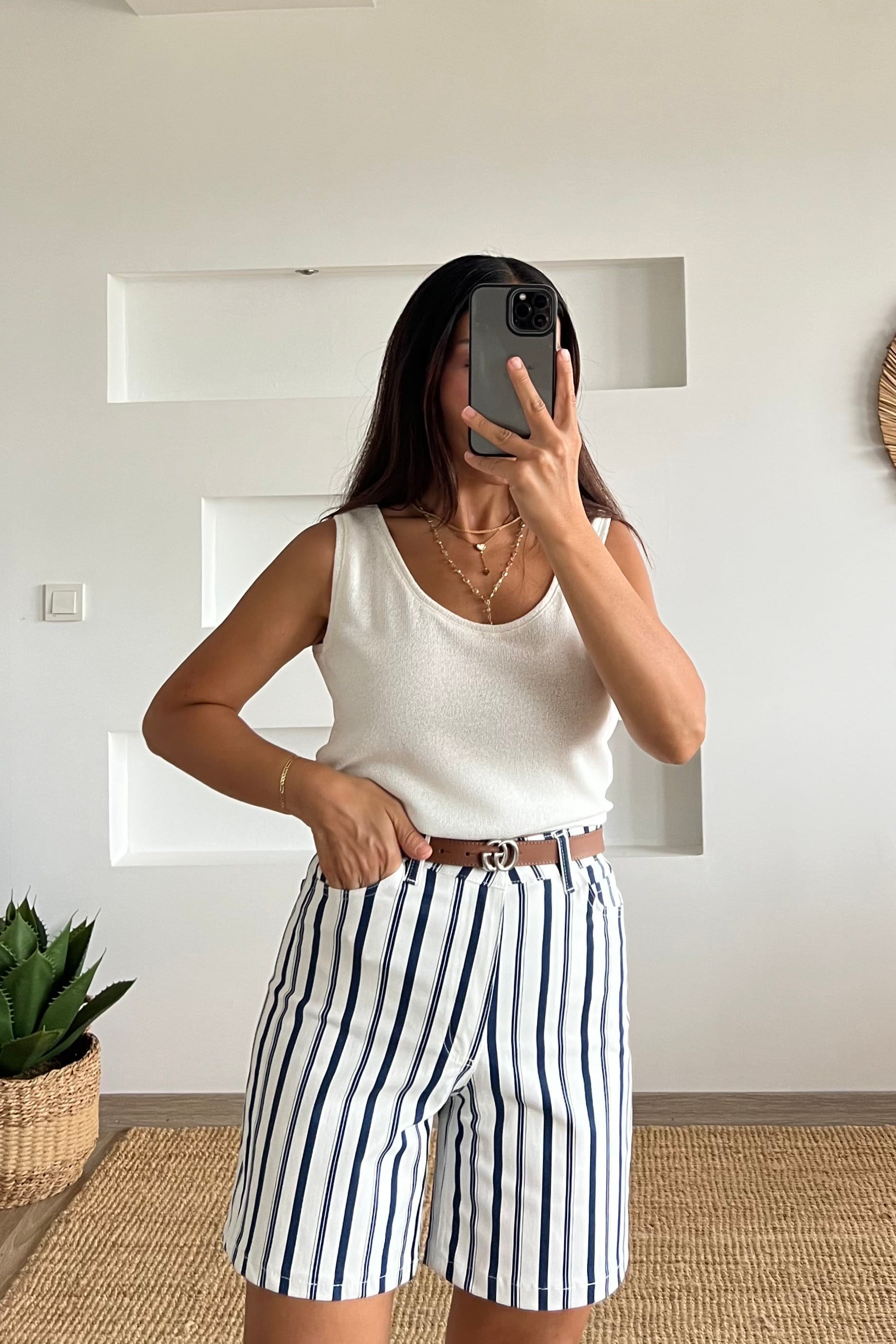 Çizgili Şehir Boy Şort uygun fiyatlarda www.butikhola.com adresinde