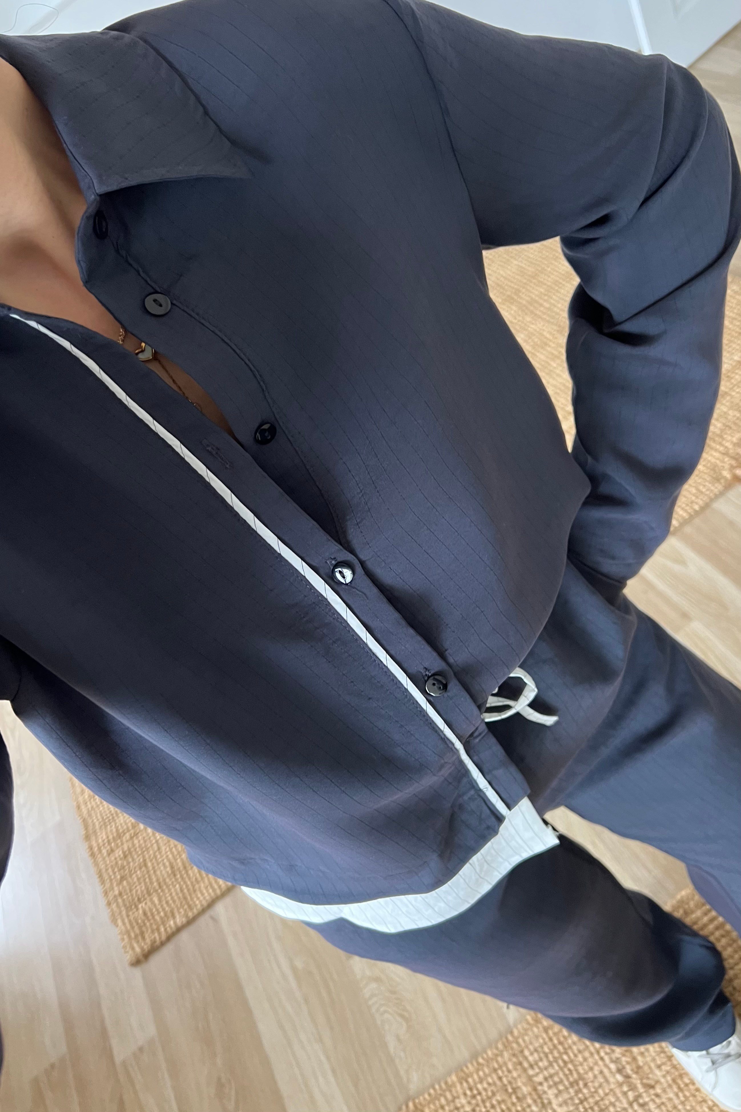 Çizgili Tasarım Tensel Takım uygun fiyatlarda www.butikhola.com adresinde