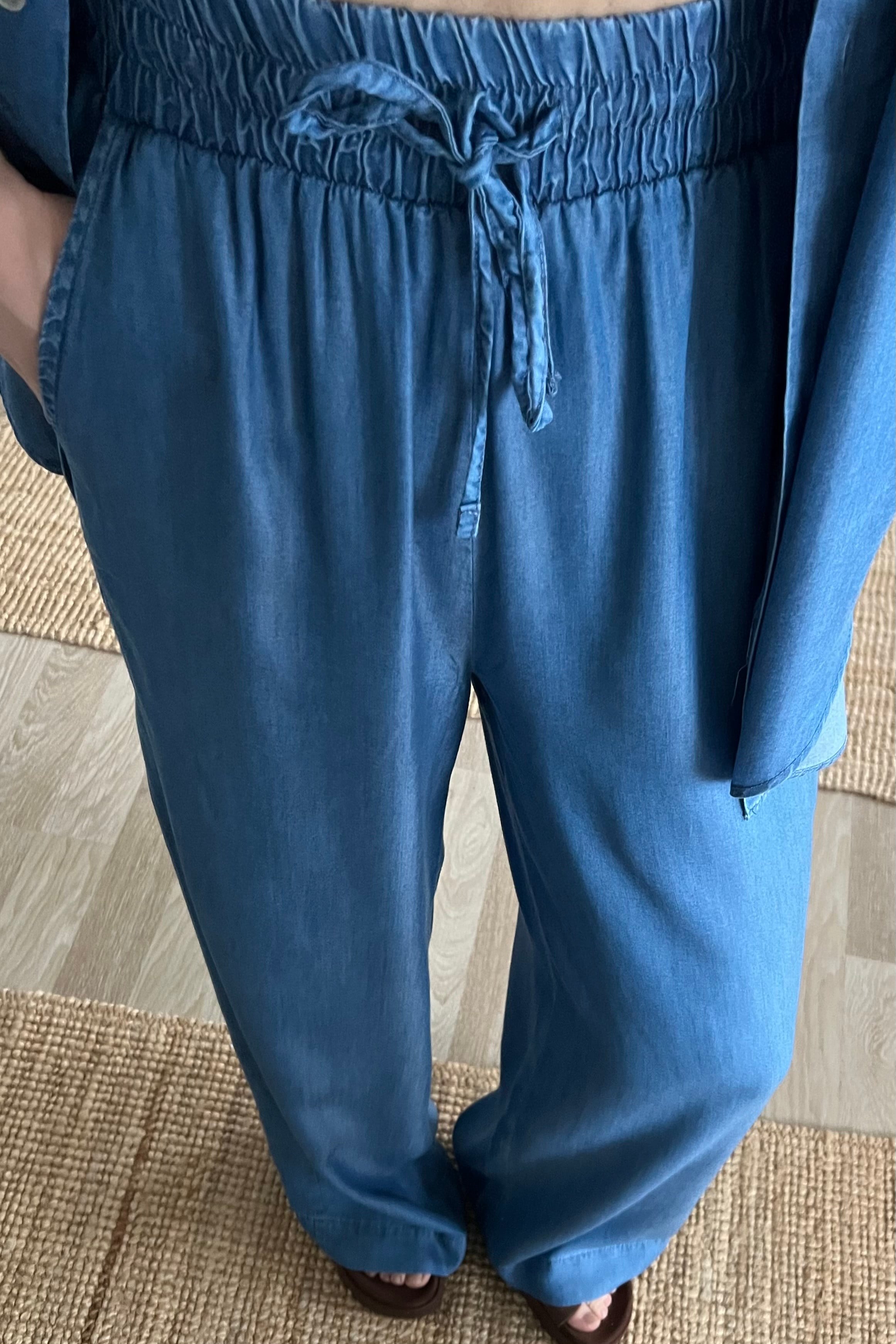 Dökümlü Tensel Gömlek Pantolon Takım uygun fiyatlarda www.butikhola.com adresinde