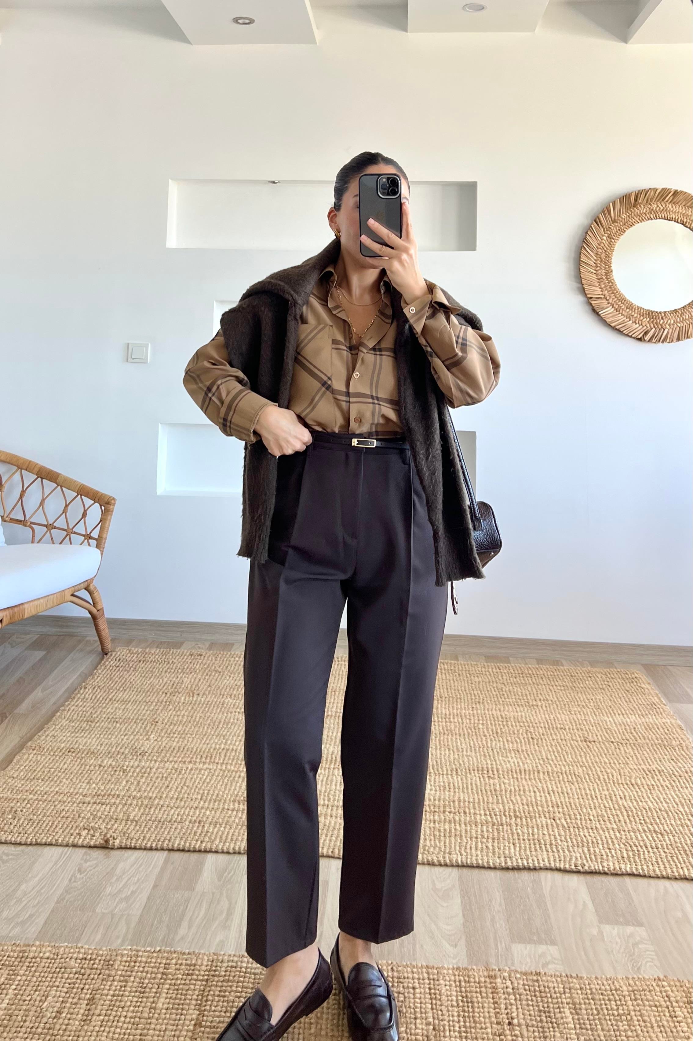 Ekoseli Büyük Cepli Gömlek uygun fiyatlarda www.butikhola.com adresinde