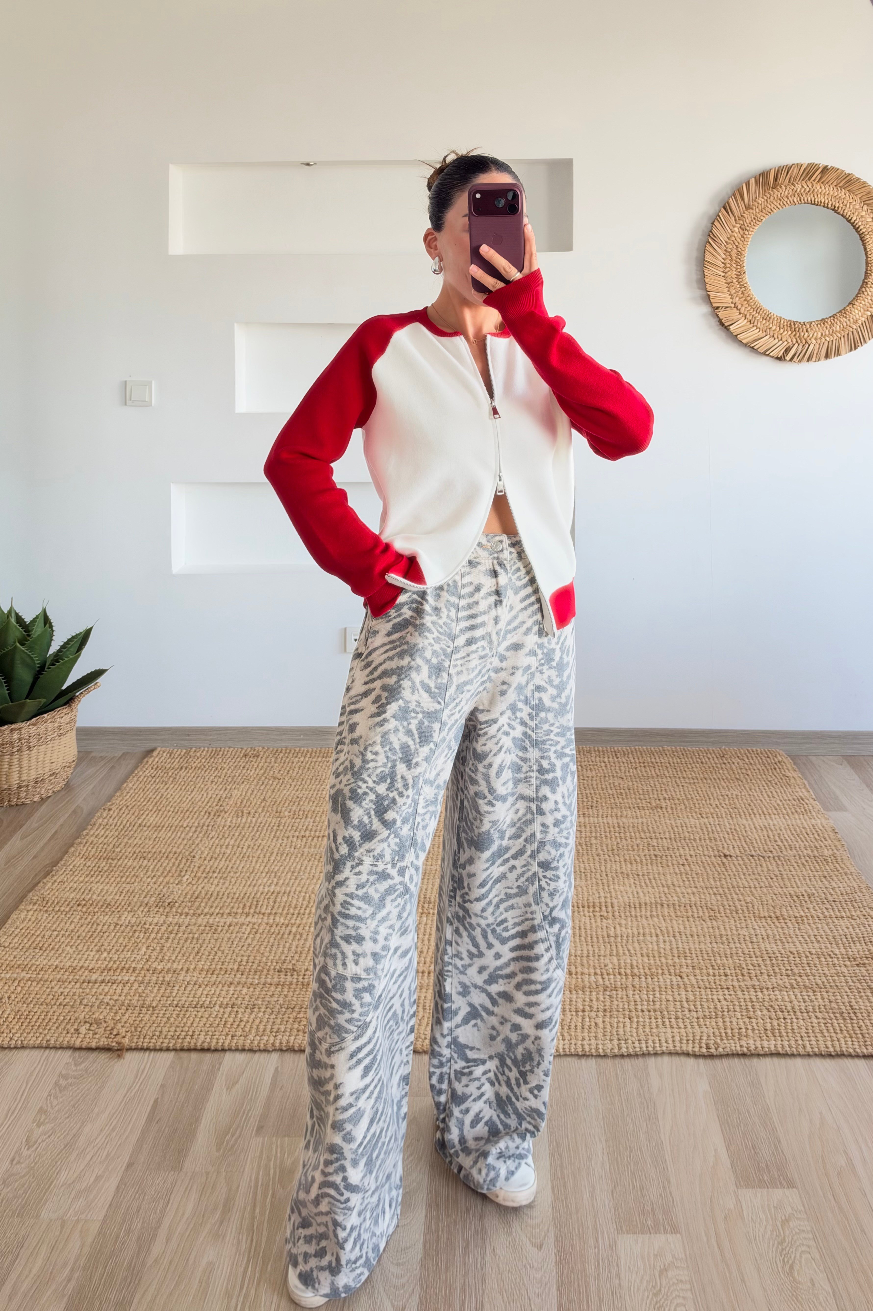 Ekru Animal Print Baggy Jean uygun fiyatlarda www.butikhola.com adresinde
