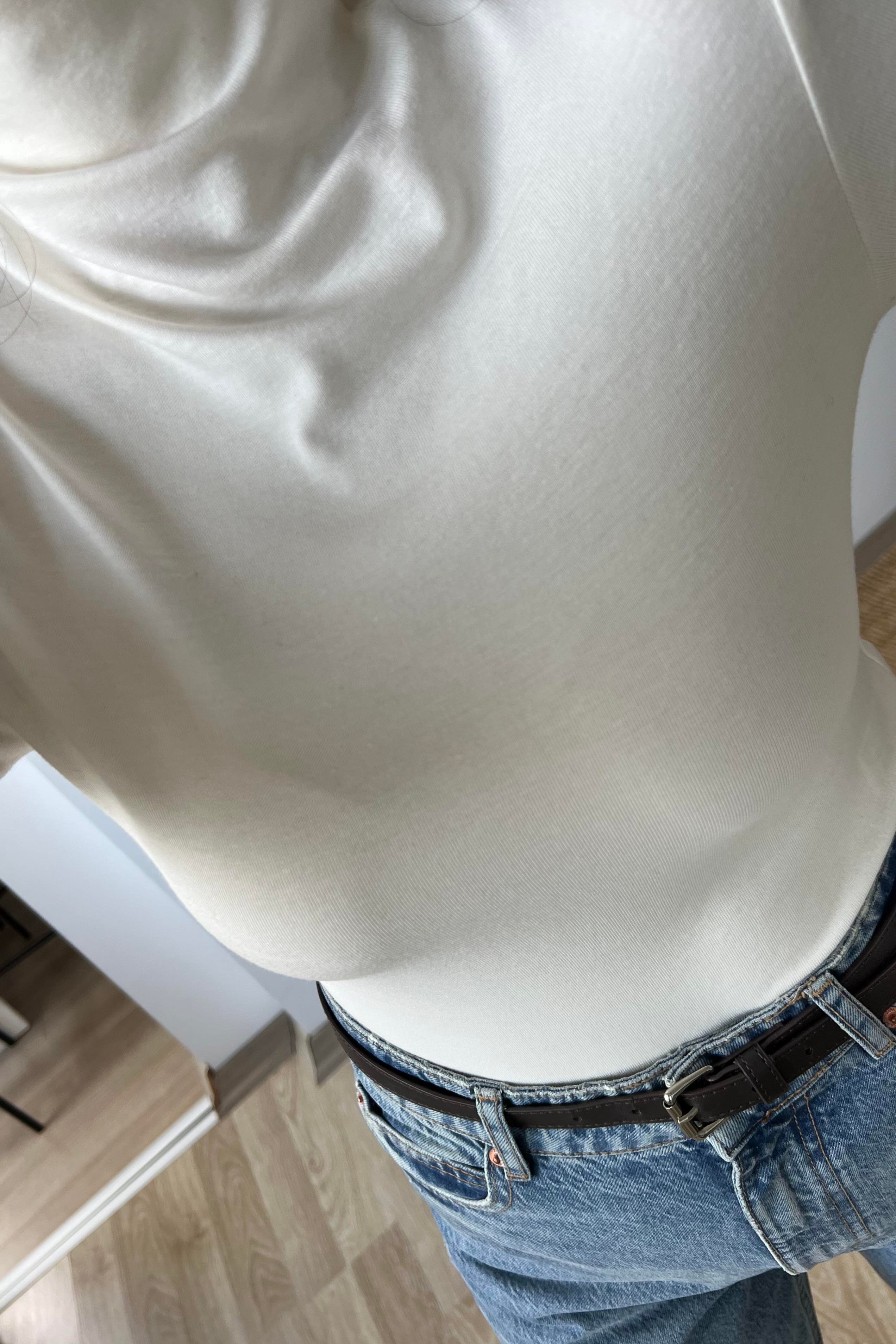 Ekru Boğazlı Yumuşak Dokulu Bluz  uygun fiyatlarda www.butikhola.com adresinde