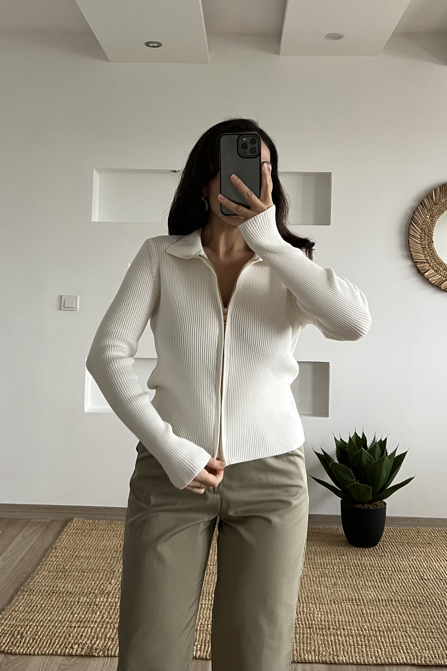 Ekru Çift Fermuarlı Polo Yaka Hırka uygun fiyatlarda www.butikhola.com adresinde