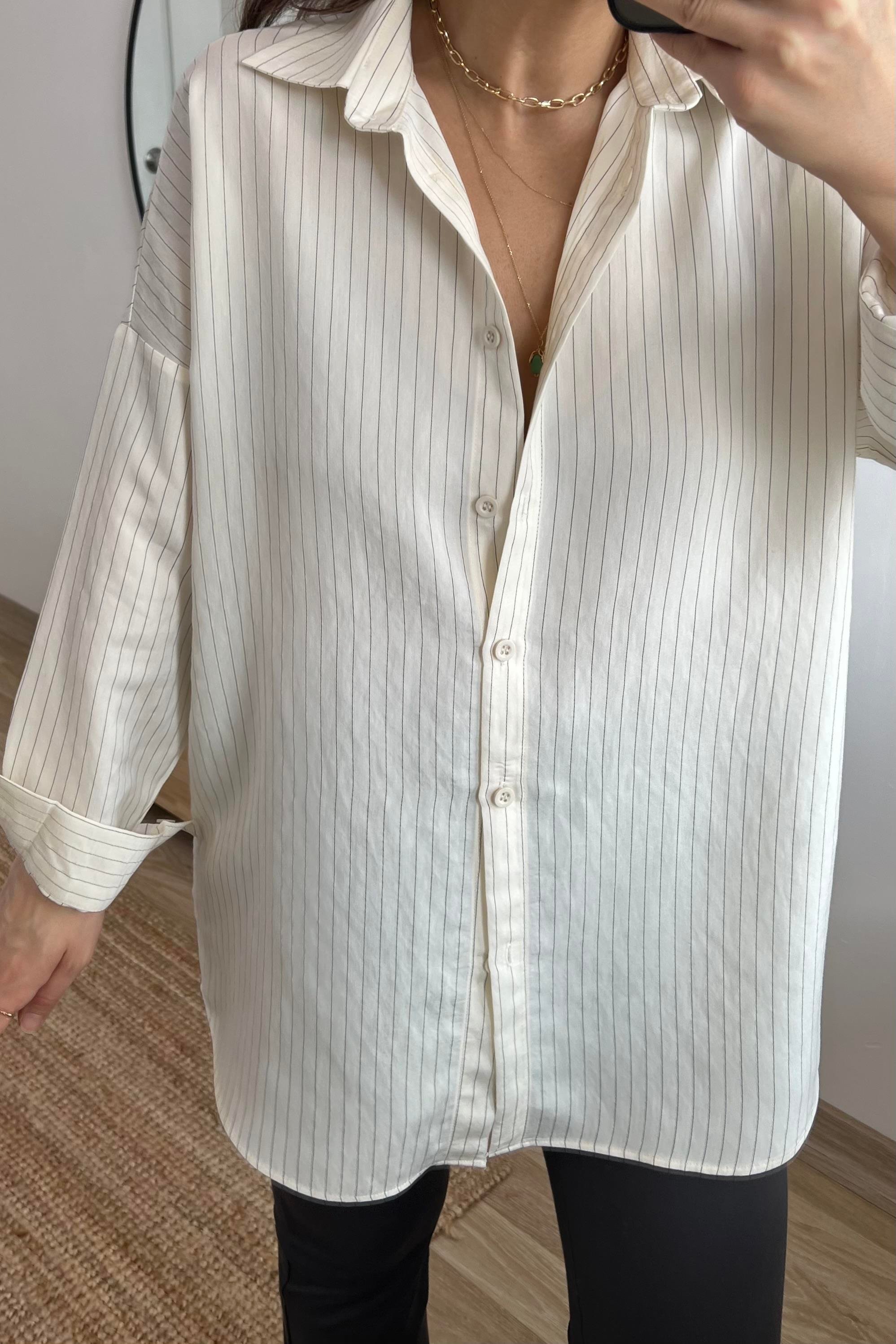 Ekru Çizgili Dökümlü Tensel Gömlek uygun fiyatlarda www.butikhola.com adresinde